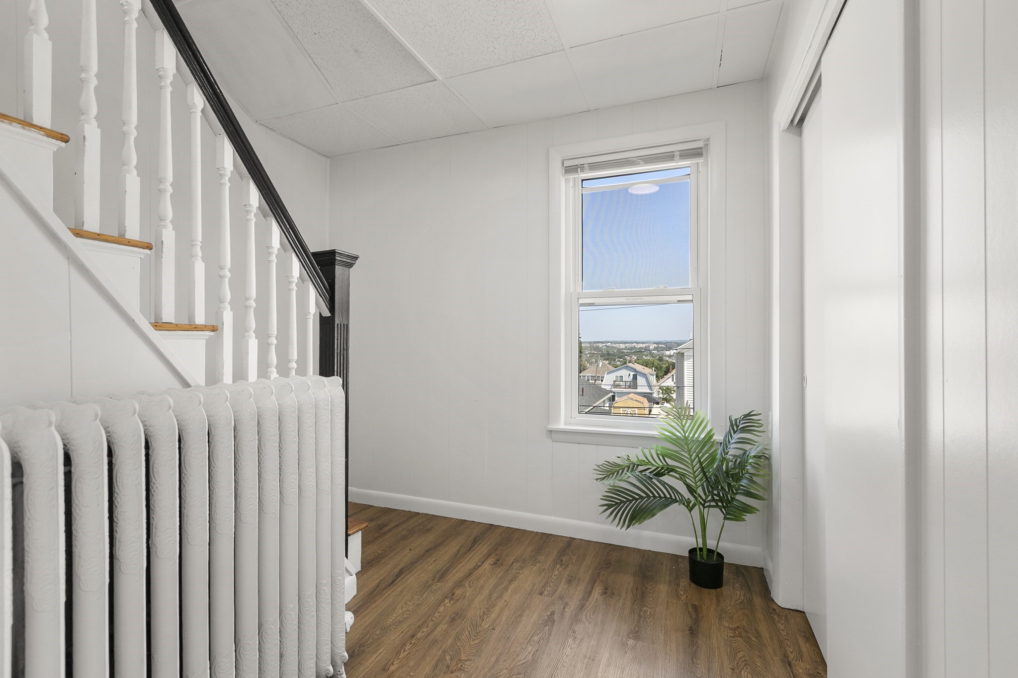 Revere, Massachusetts, 02151, United States, 5 Bedrooms Bedrooms, ,2 BathroomsBathrooms,Residential,For Sale,1914063