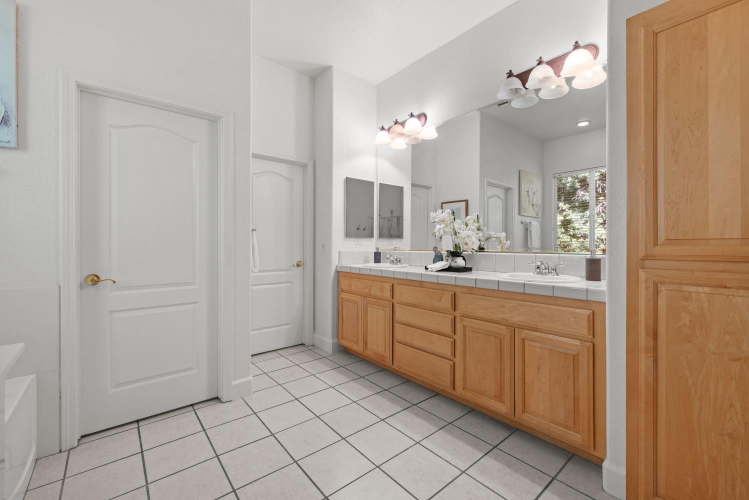 El Dorado Hills, California, 95762, United States, 2 Bedrooms Bedrooms, ,2 BathroomsBathrooms,Residential,For Sale,1837788