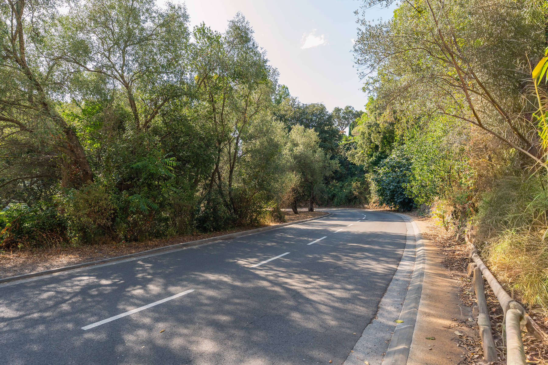  Good plot with a single-family home project in Sa Riera, Begur - 物件實景
