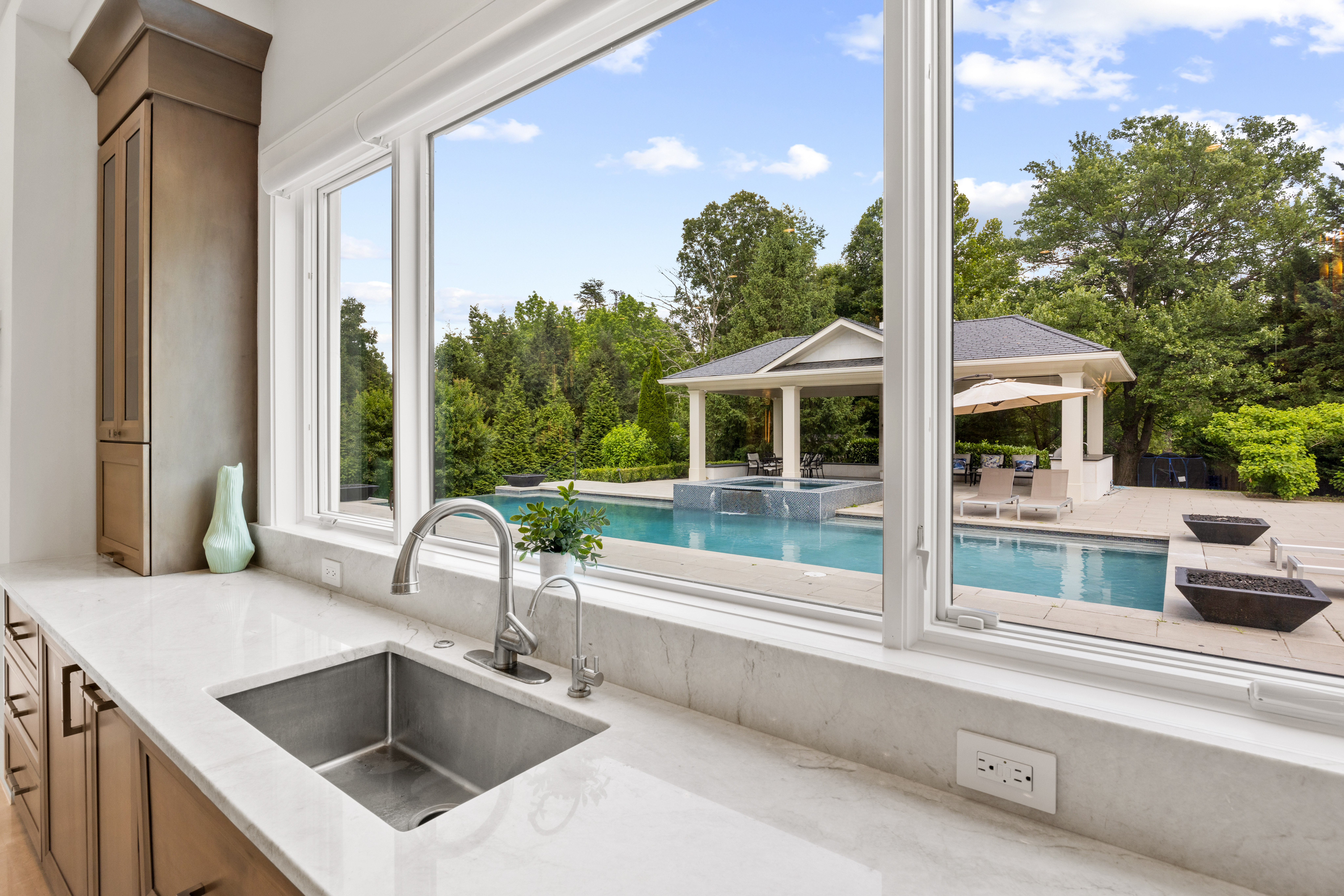  8880 Bradley Boulevard, Bethesda, MD, 20817 - 物件實景