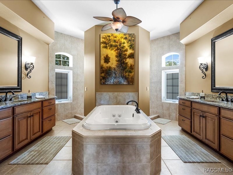 Lecanto, Florida, 34461, United States, 3 Bedrooms Bedrooms, ,4 BathroomsBathrooms,Residential,For Sale,2005544