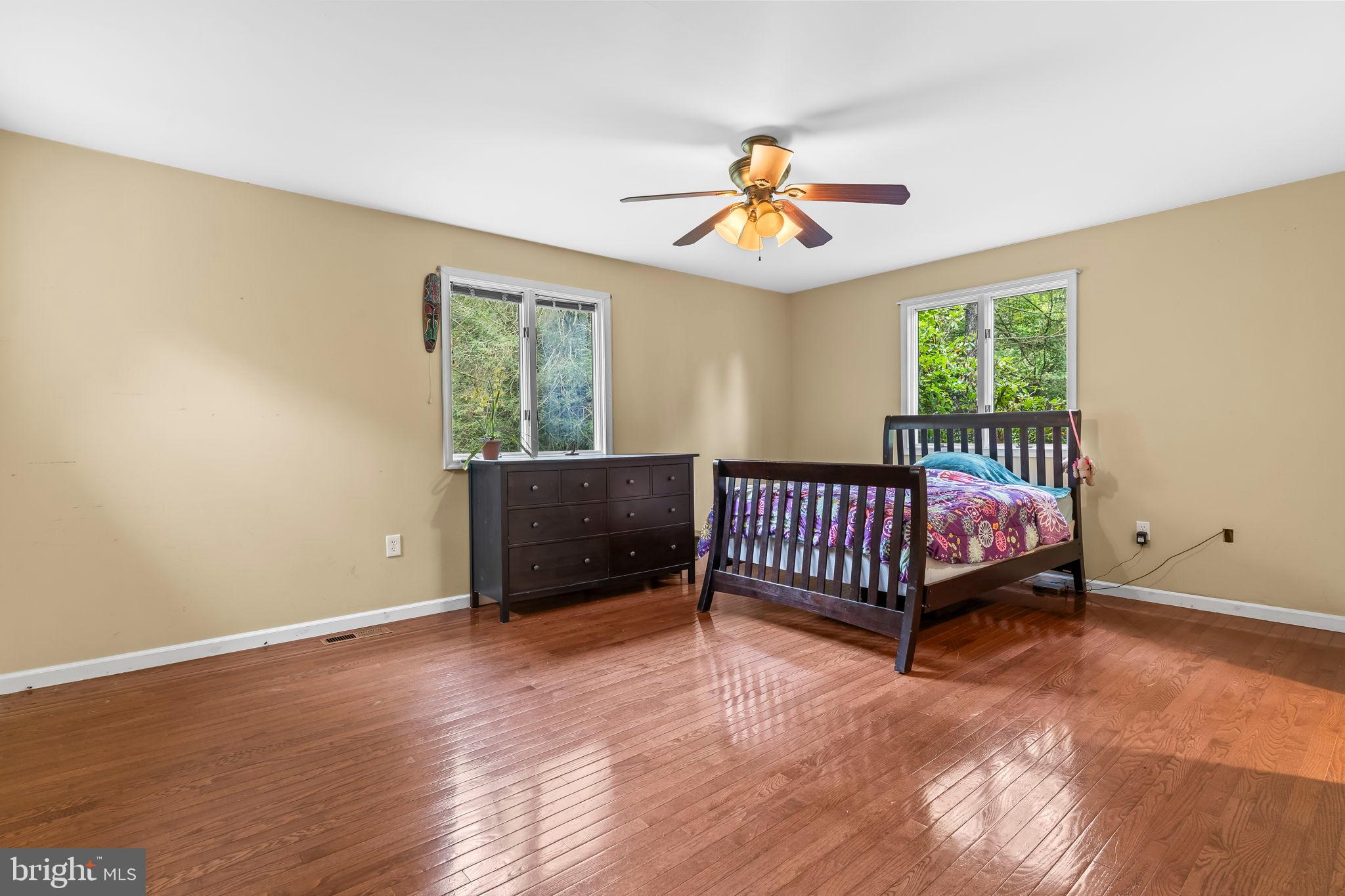 Huntingtown, Maryland, 20639, United States, 5 Bedrooms Bedrooms, ,3 BathroomsBathrooms,Residential,For Sale,1977077