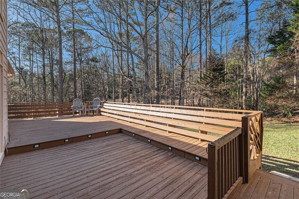FLOWERY BRANCH, Georgia, 30542, United States, 5 Bedrooms Bedrooms, ,5 BathroomsBathrooms,Residential,For Sale,1894604