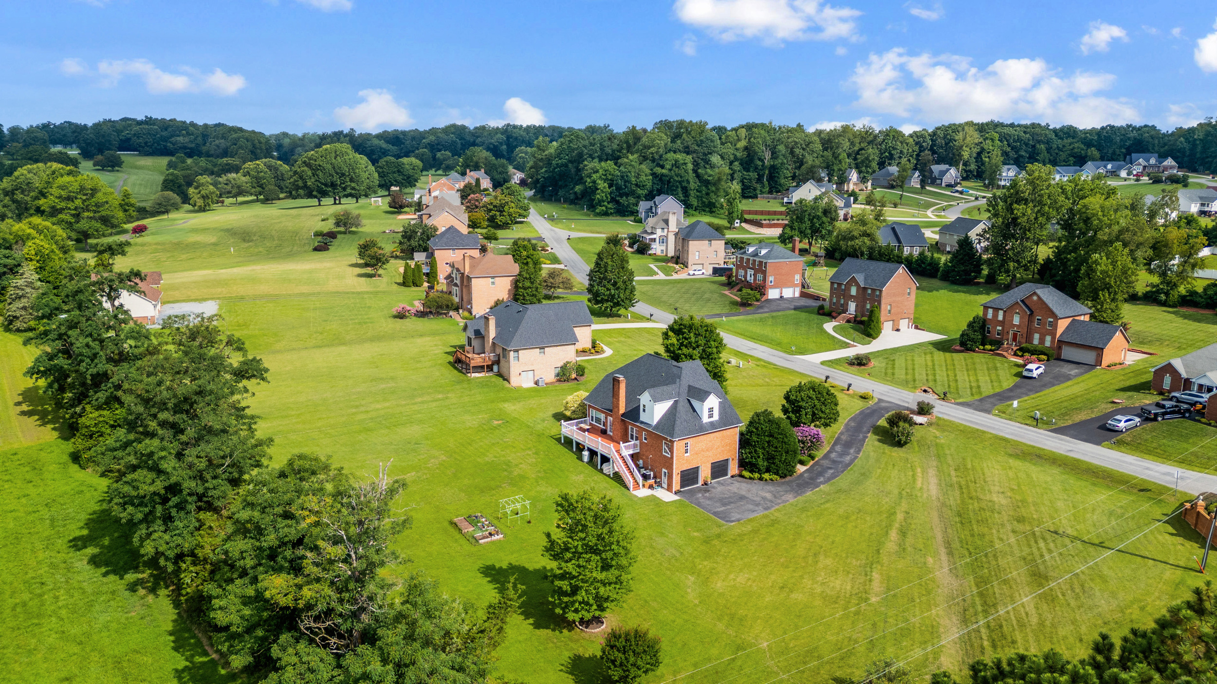 Forest, Virginia, 24551, United States, 4 Bedrooms Bedrooms, ,4 BathroomsBathrooms,Residential,For Sale,1902998