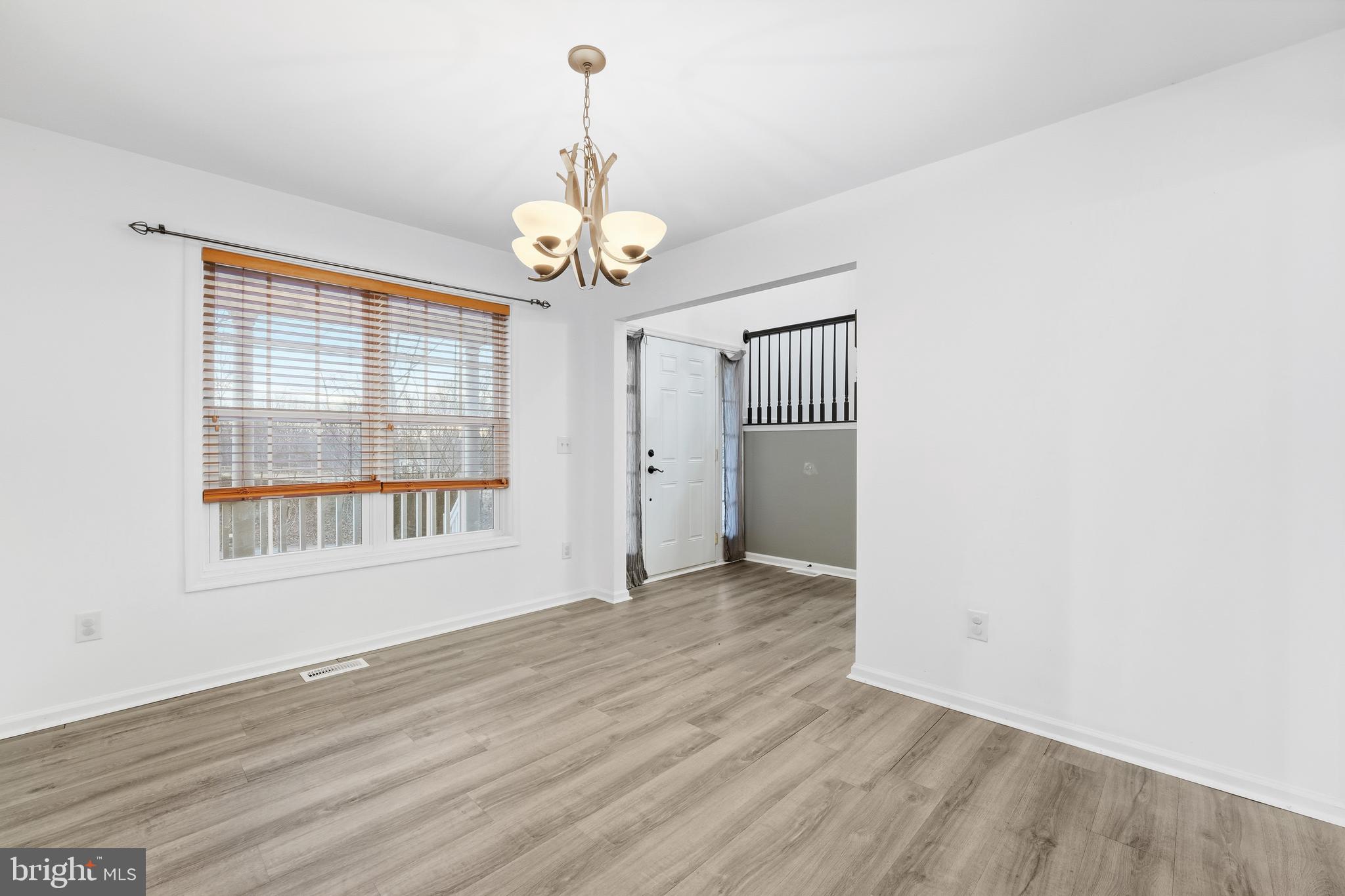 Rapidan, Virginia, 22733, United States, 3 Bedrooms Bedrooms, ,4 BathroomsBathrooms,Residential,For Sale,2010393