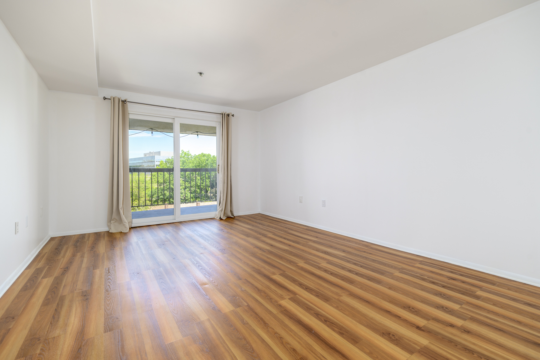  1633 Washington Boulevard - 物件實景