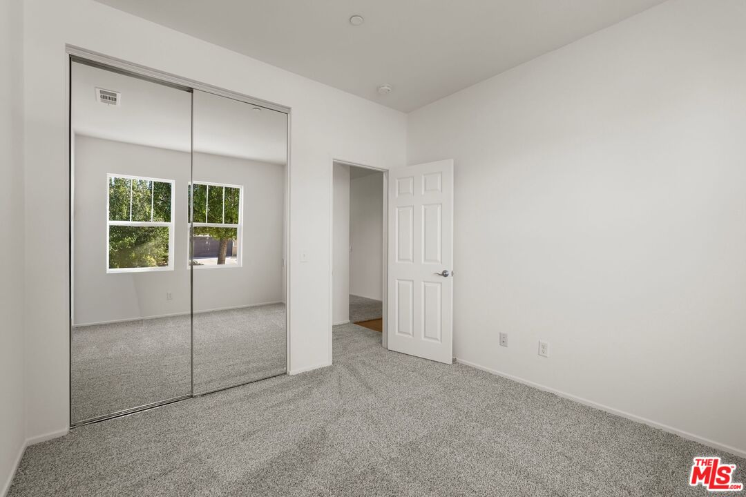 Lancaster, California, 93534, United States, 5 Bedrooms Bedrooms, ,3 BathroomsBathrooms,Residential,For Sale,1942304