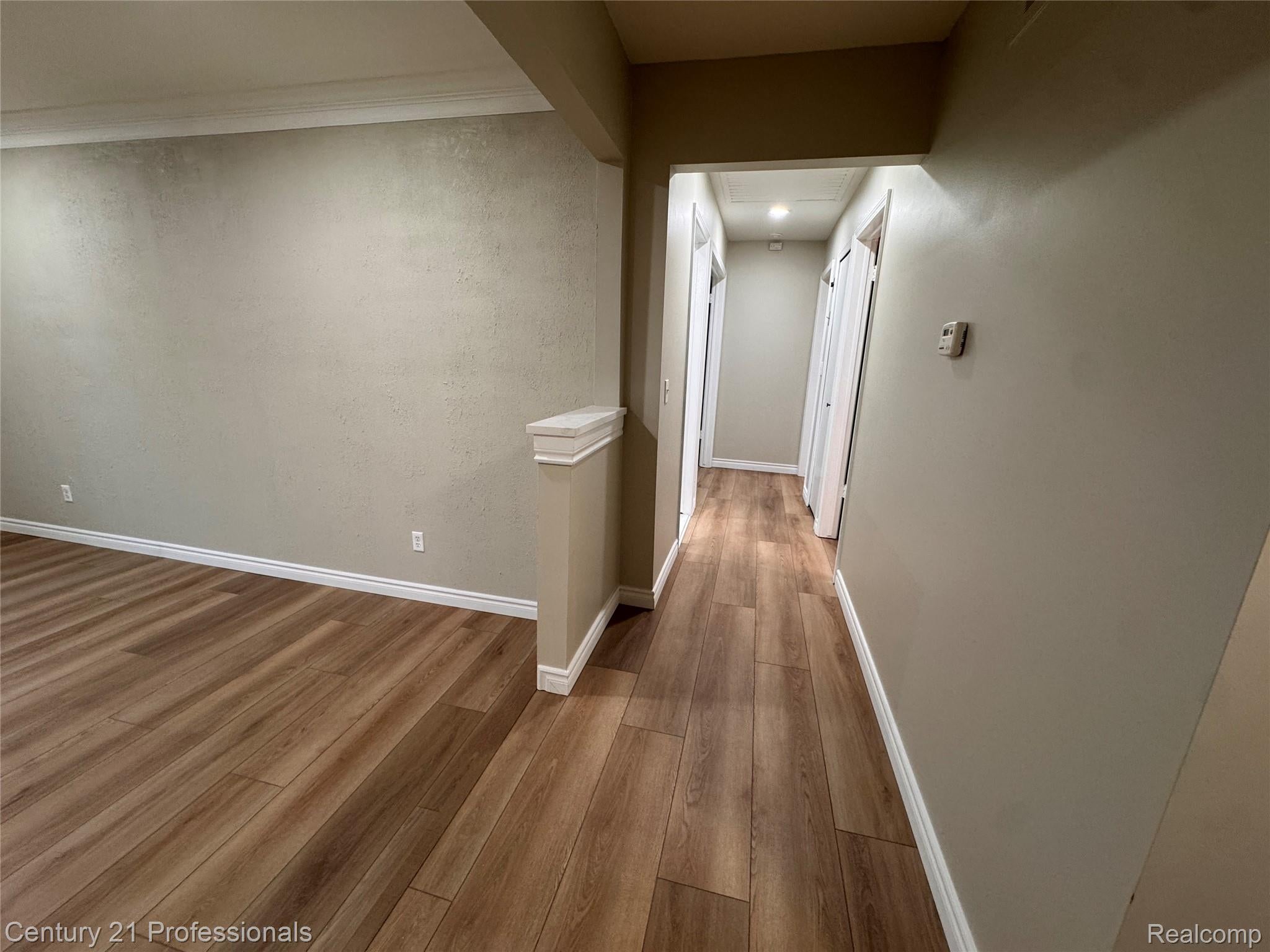 Troy, Michigan, 48085, United States, 4 Bedrooms Bedrooms, ,3 BathroomsBathrooms,Residential,For Sale,2009052