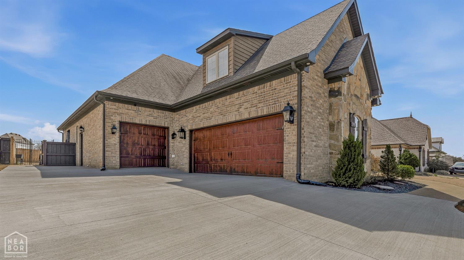 Jonesboro, Arkansas, 72404, United States, 4 Bedrooms Bedrooms, ,4 BathroomsBathrooms,Residential,For Sale,2031922