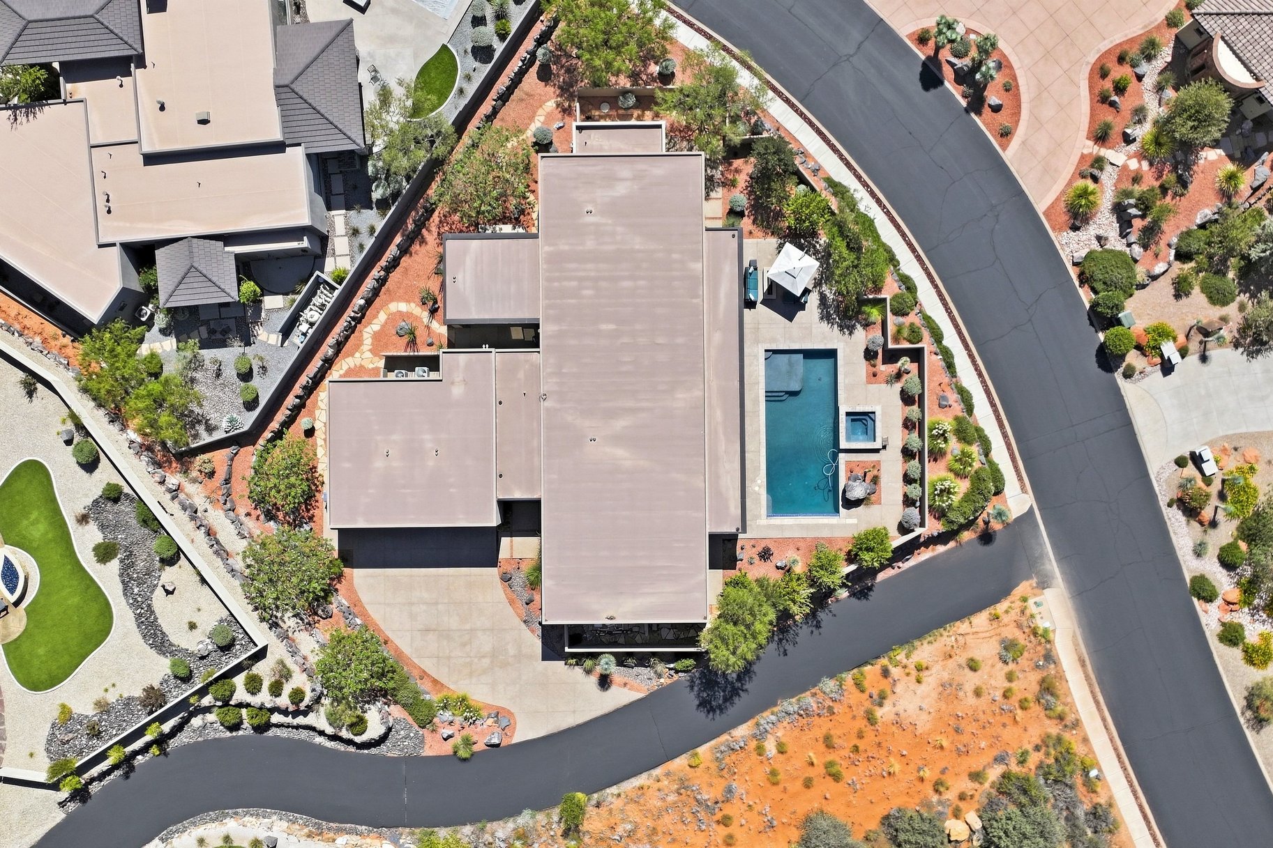  Warm Desert Modern Single Level Living in the Gated side of the Ledges Course - 物件實景