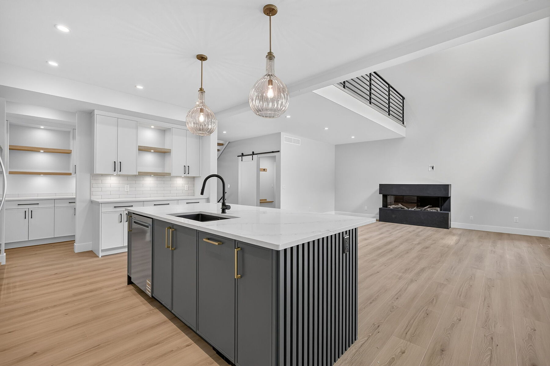  Stylish New Home - 物件實景