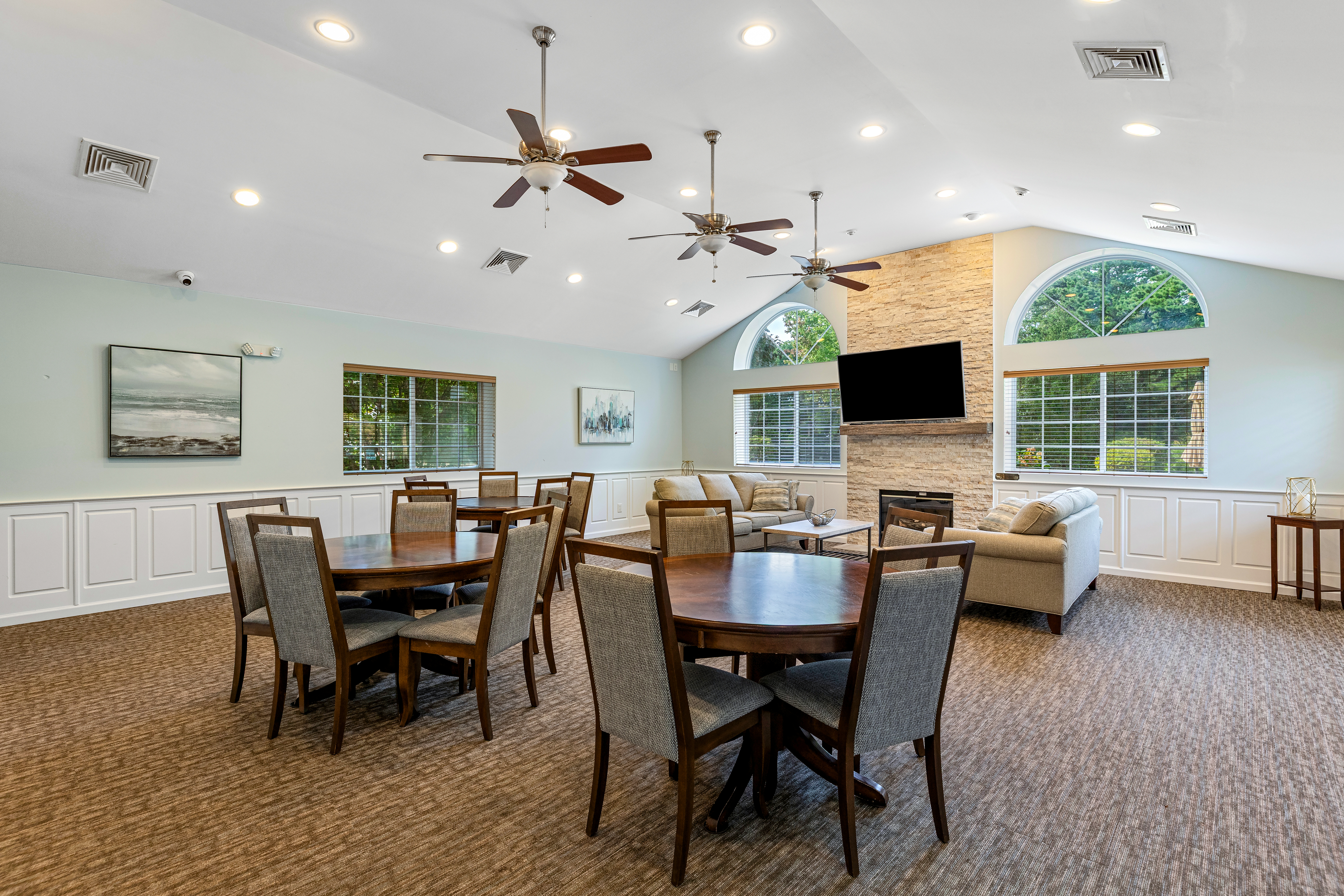  75 Fox Court, Manorville, NY, 11949 - 物件實景