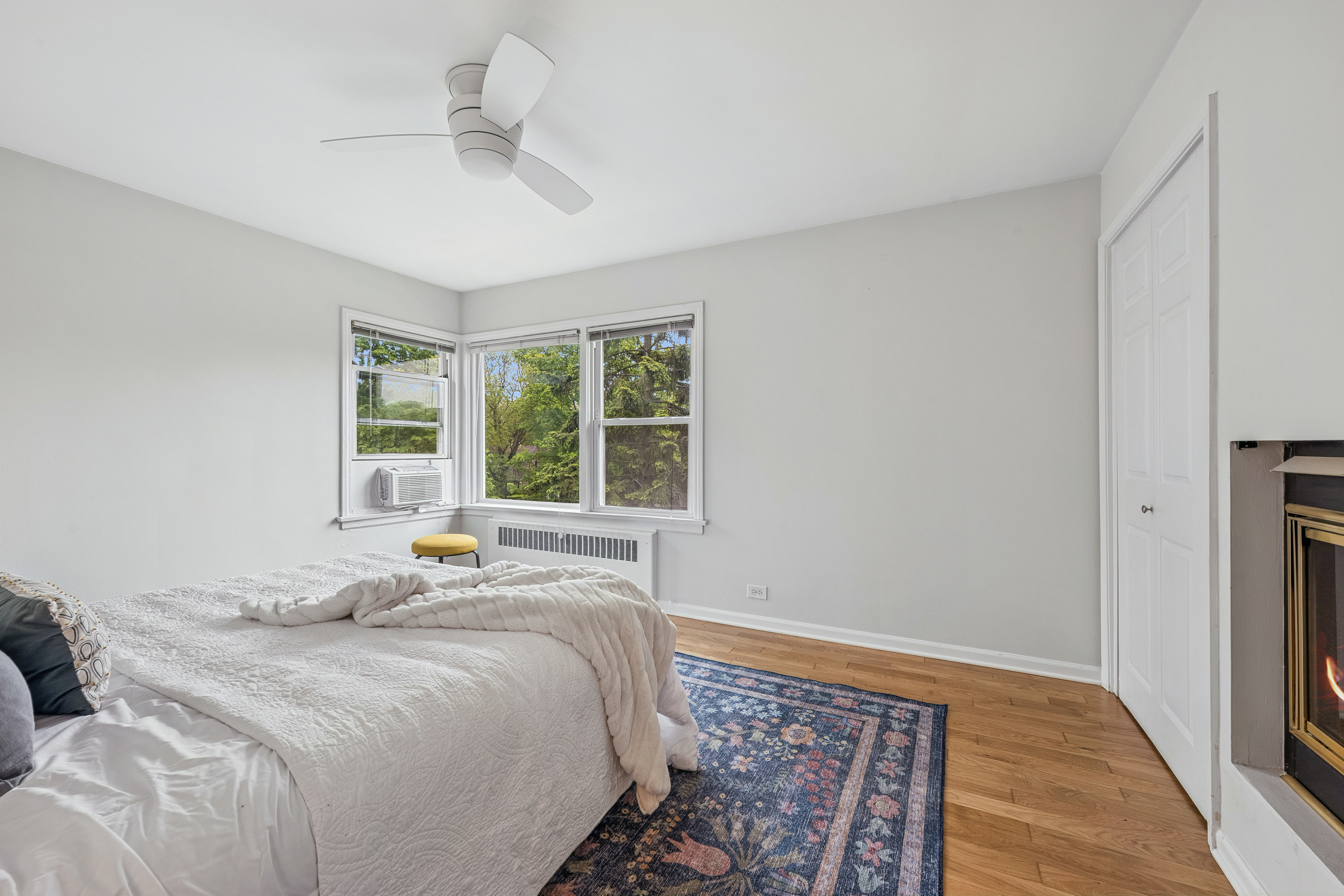  Welcome to Your Sunny Little Slice of Evanston - 物件實景