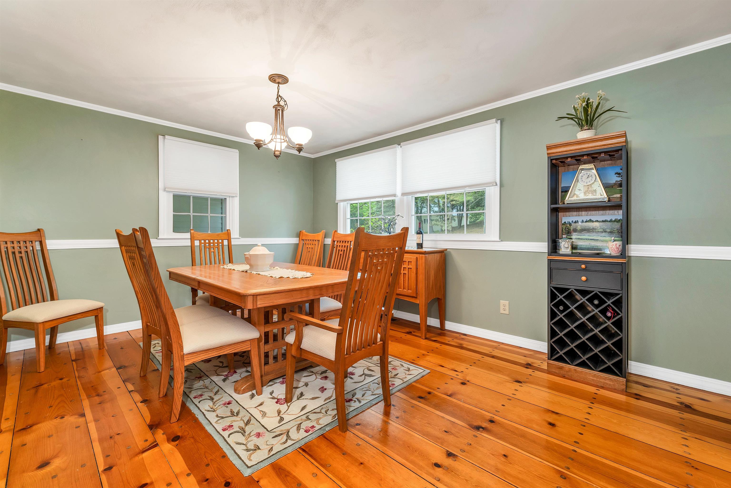 Gilford, New Hampshire, 03249, United States, 4 Bedrooms Bedrooms, ,2 BathroomsBathrooms,Residential,For Sale,1875649