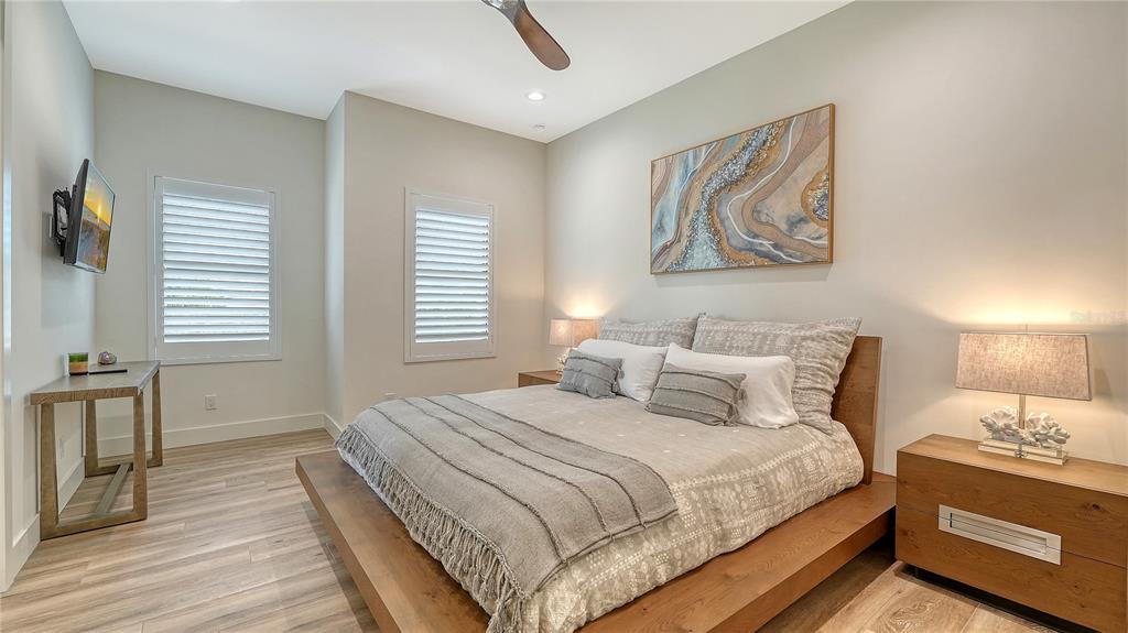 Sarasota, Florida, 34236, United States, 4 Bedrooms Bedrooms, ,4 BathroomsBathrooms,Residential,For Sale,2000414