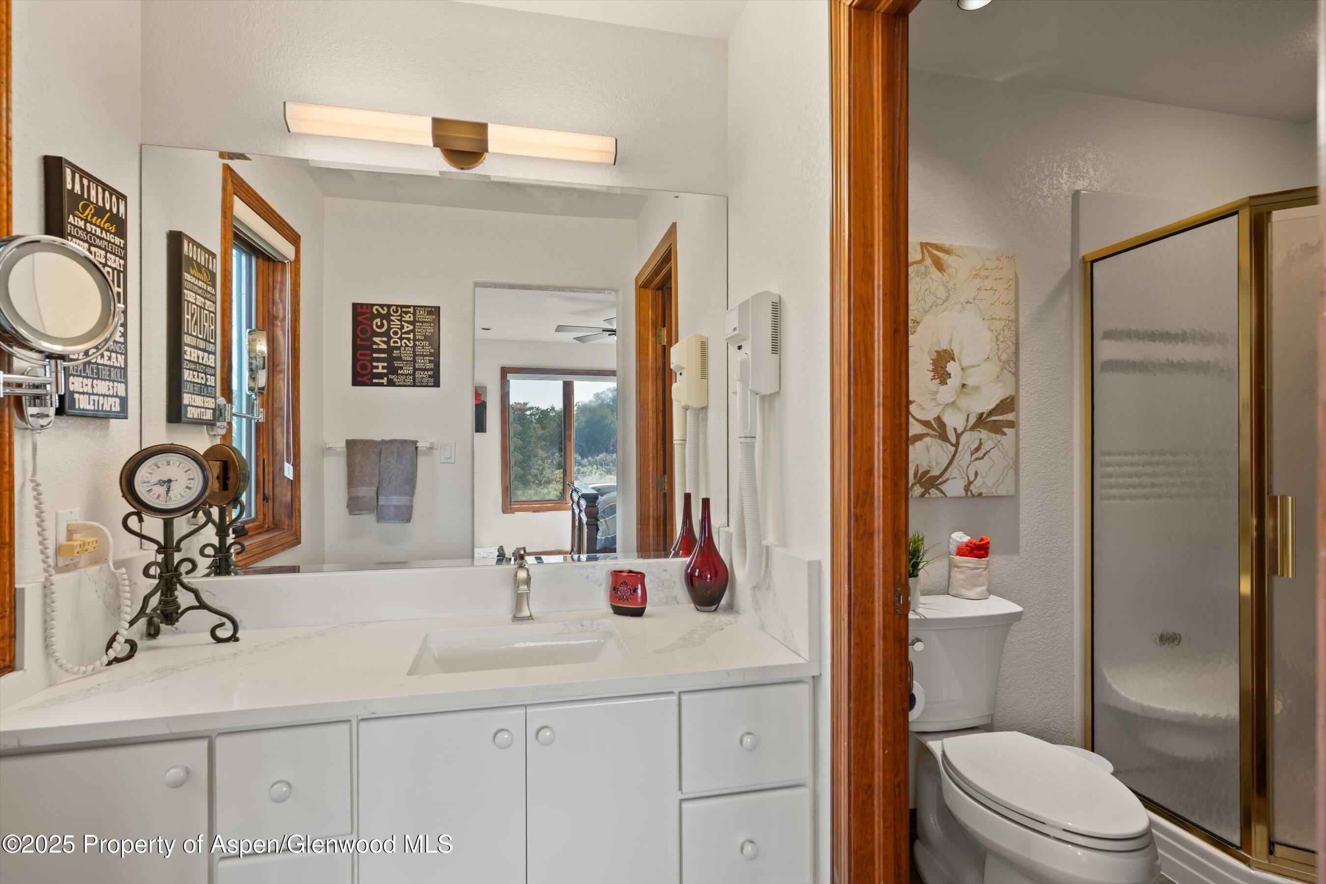 Glenwood Springs, Colorado, 81601, United States, 4 Bedrooms Bedrooms, ,5 BathroomsBathrooms,Residential,For Sale,1804908