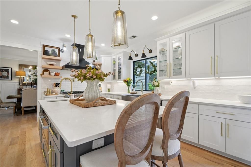 Flowery Branch, Georgia, 30542, United States, 5 Bedrooms Bedrooms, ,4 BathroomsBathrooms,Residential,For Sale,2035755