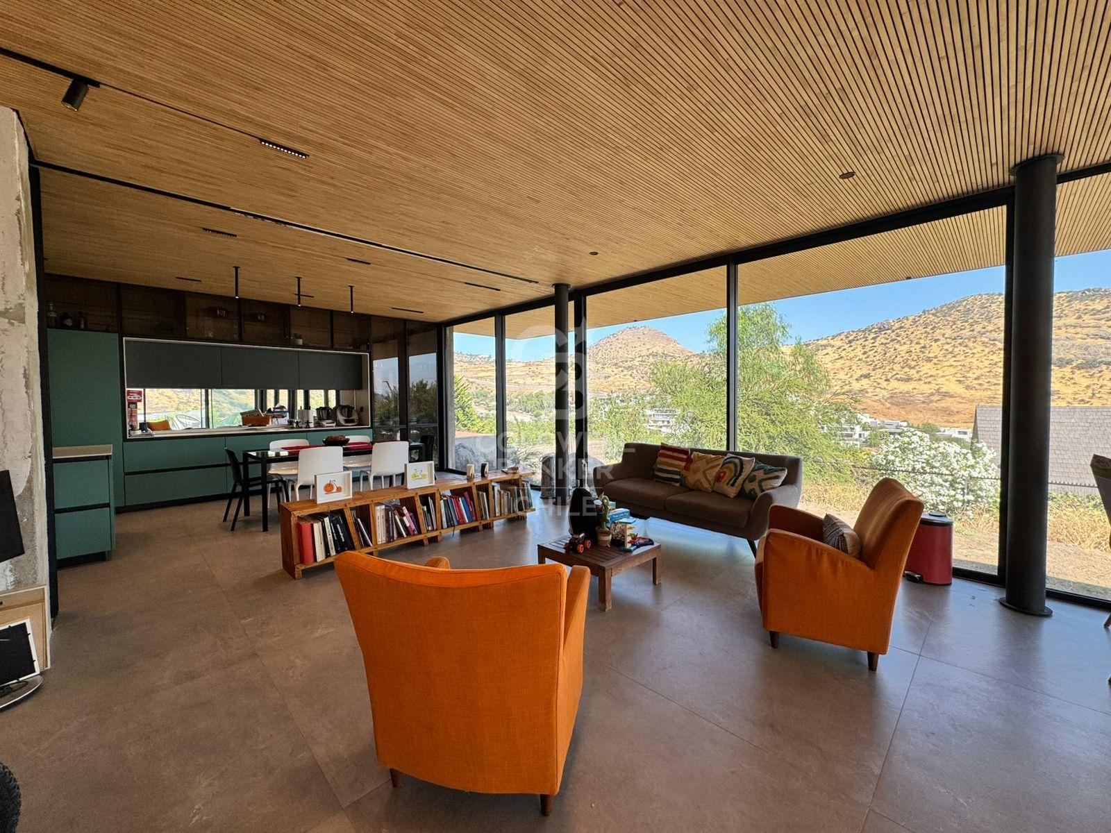 Colina, Chile, 4 Bedrooms Bedrooms, ,4 BathroomsBathrooms,Residential,For Sale,1690694