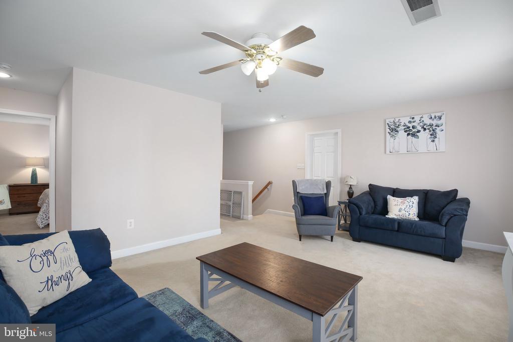 Fredericksburg, Virginia, 22406, United States, 4 Bedrooms Bedrooms, ,3 BathroomsBathrooms,Residential,For Sale,1934657