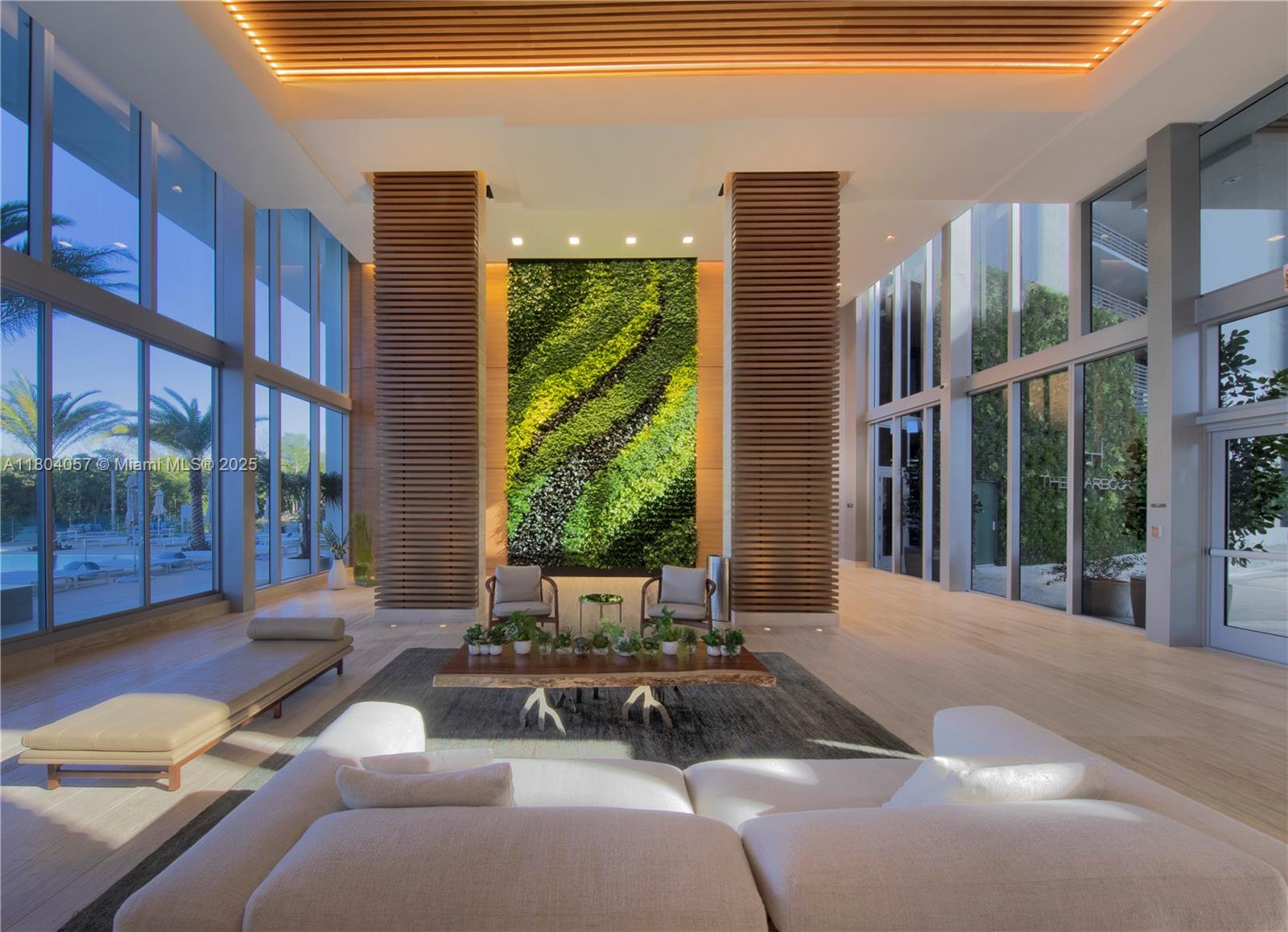 North Miami Beach, Florida, 33160, United States, 2 Bedrooms Bedrooms, ,2 BathroomsBathrooms,Residential,For Sale,1826638
