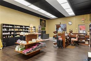 Richmond, Virginia, 23219, United States, 2 Bedrooms Bedrooms, ,2 BathroomsBathrooms,Residential,For Sale,1989867