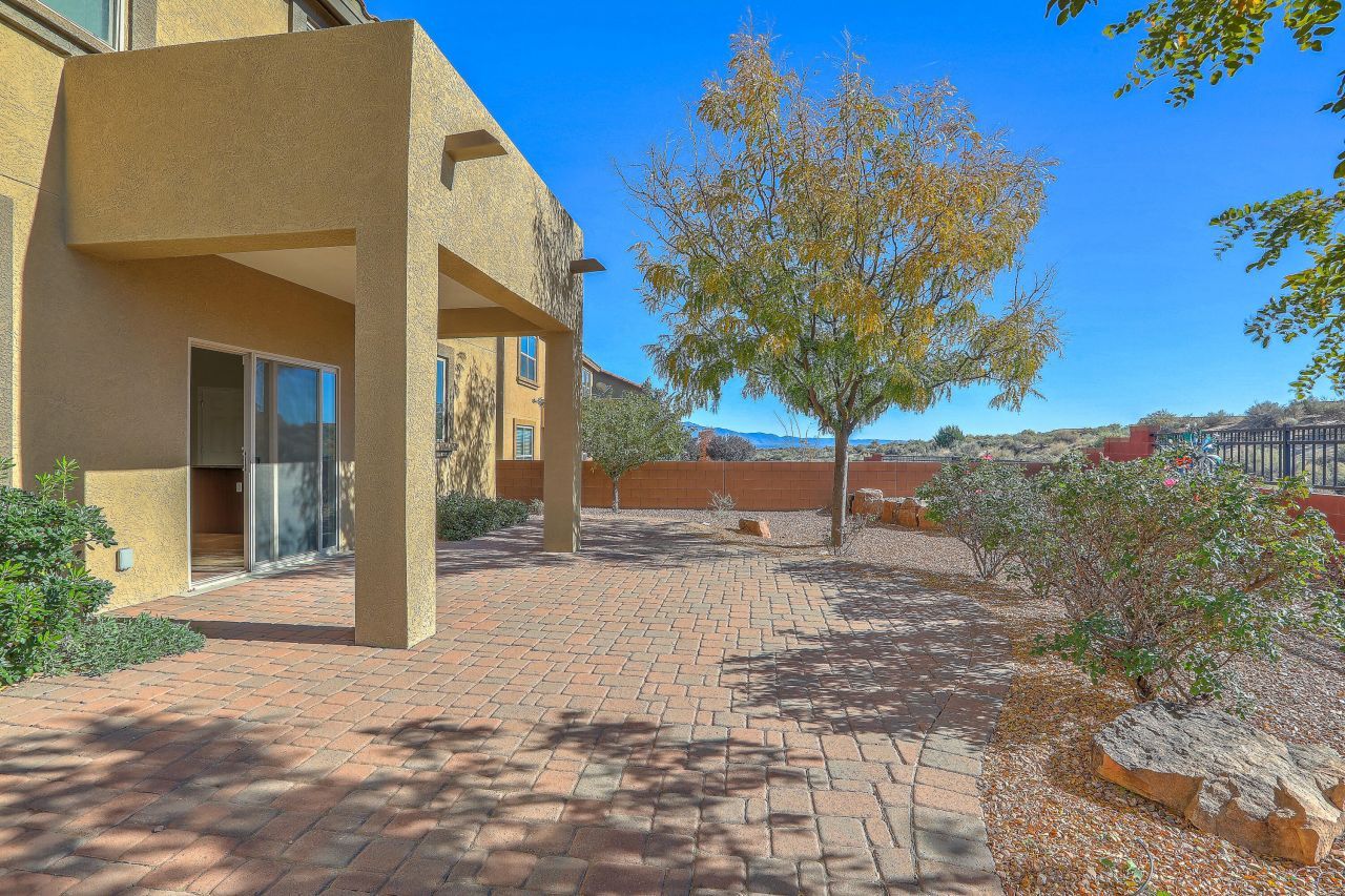 Rio Rancho, New Mexico, 87124, United States, 4 Bedrooms Bedrooms, ,3 BathroomsBathrooms,Residential,For Sale,1987621