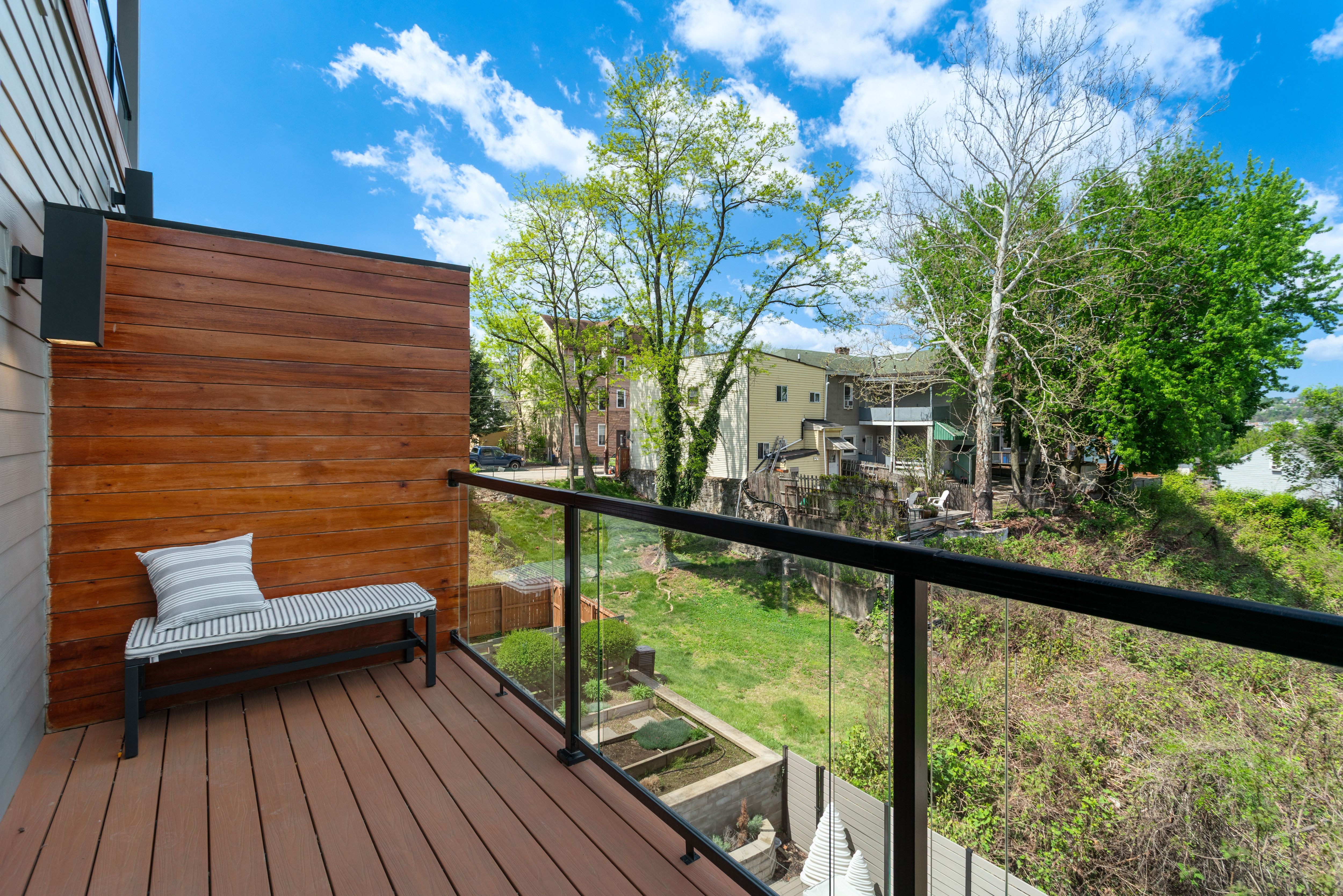  3211 Dobson Street, Pittsburgh, PA 15219 - 物件實景