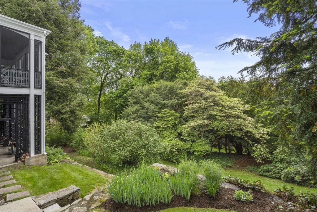 Belmont, Massachusetts, 02478, United States, 5 Bedrooms Bedrooms, ,3 BathroomsBathrooms,Residential,For Sale,1938844