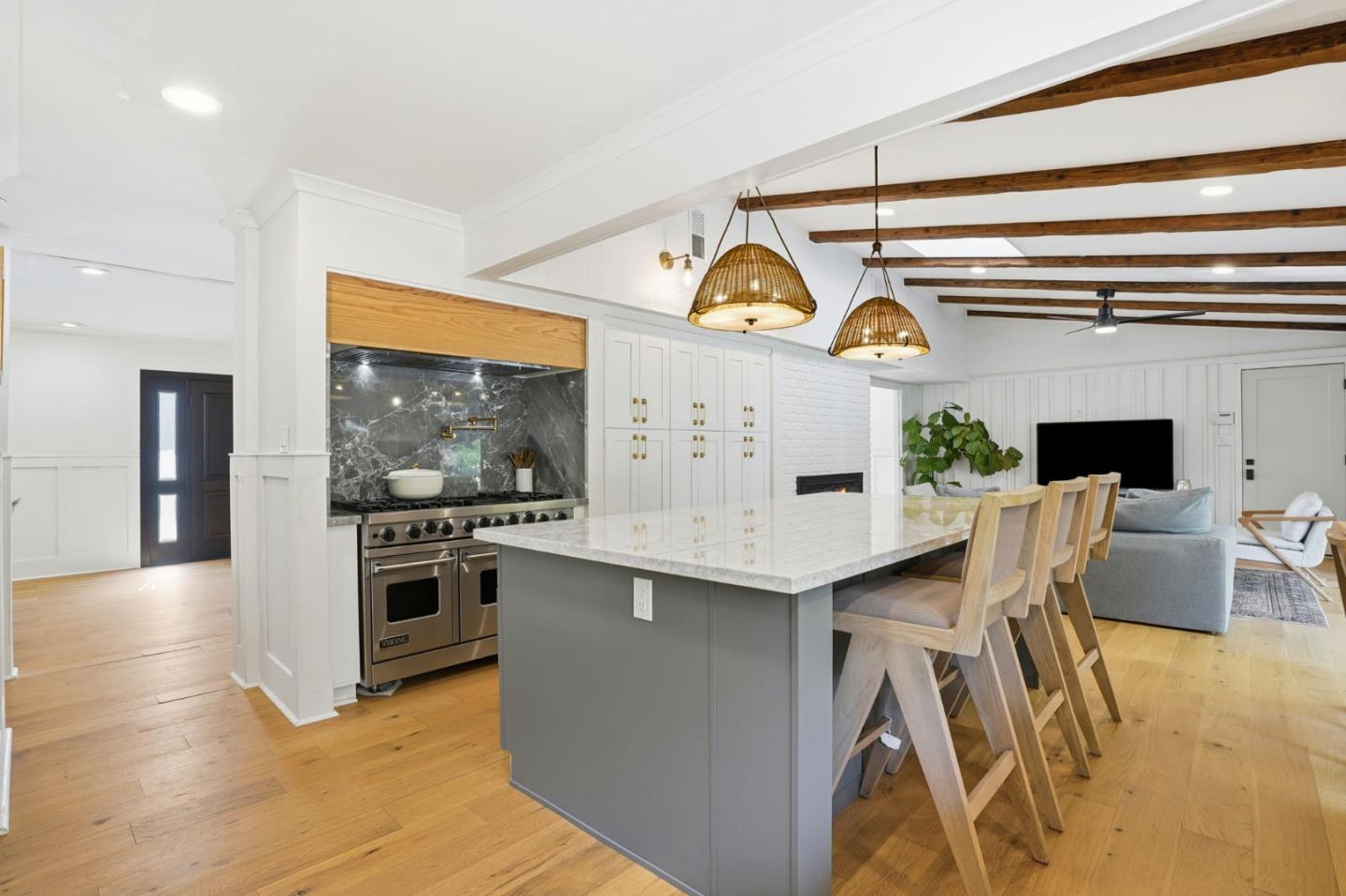 Walnut Creek, California, 94596, United States, 3 Bedrooms Bedrooms, ,4 BathroomsBathrooms,Residential,For Sale,1987935