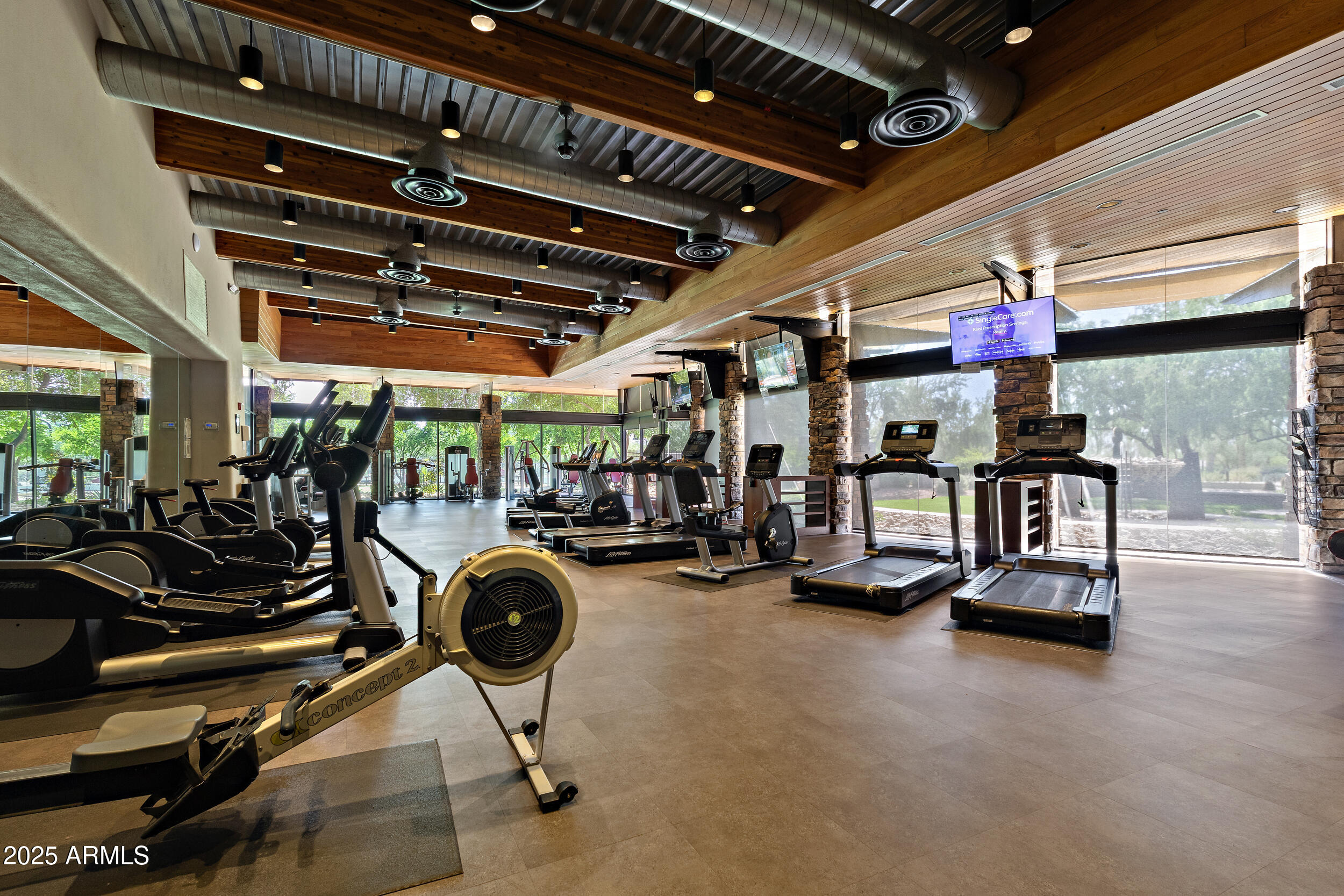 Phoenix, Arizona, 85050, United States, 5 Bedrooms Bedrooms, ,Residential,For Sale,1949706