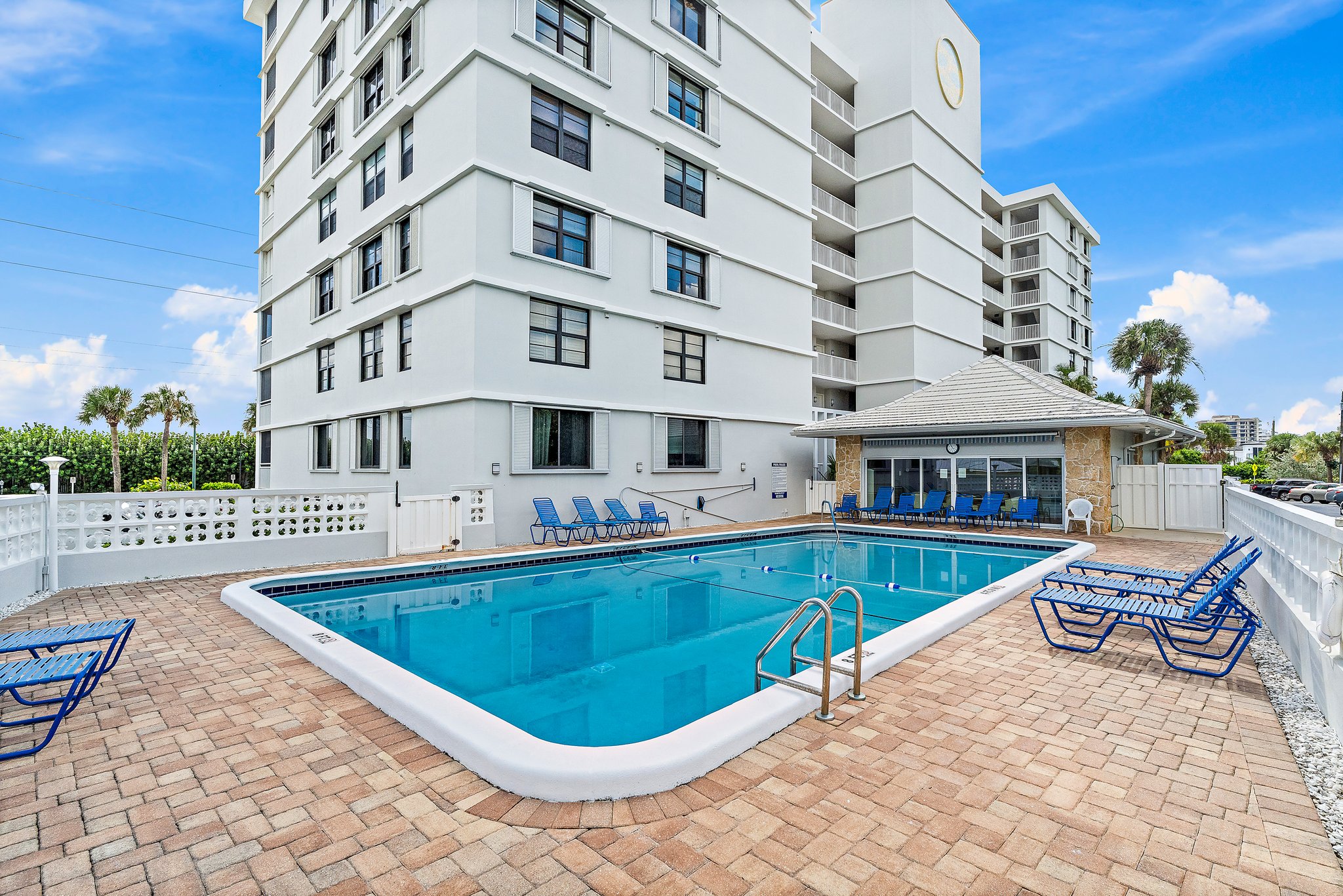  911 Ocean Drive, Juno Beach, FL, 33408 - 物件實景