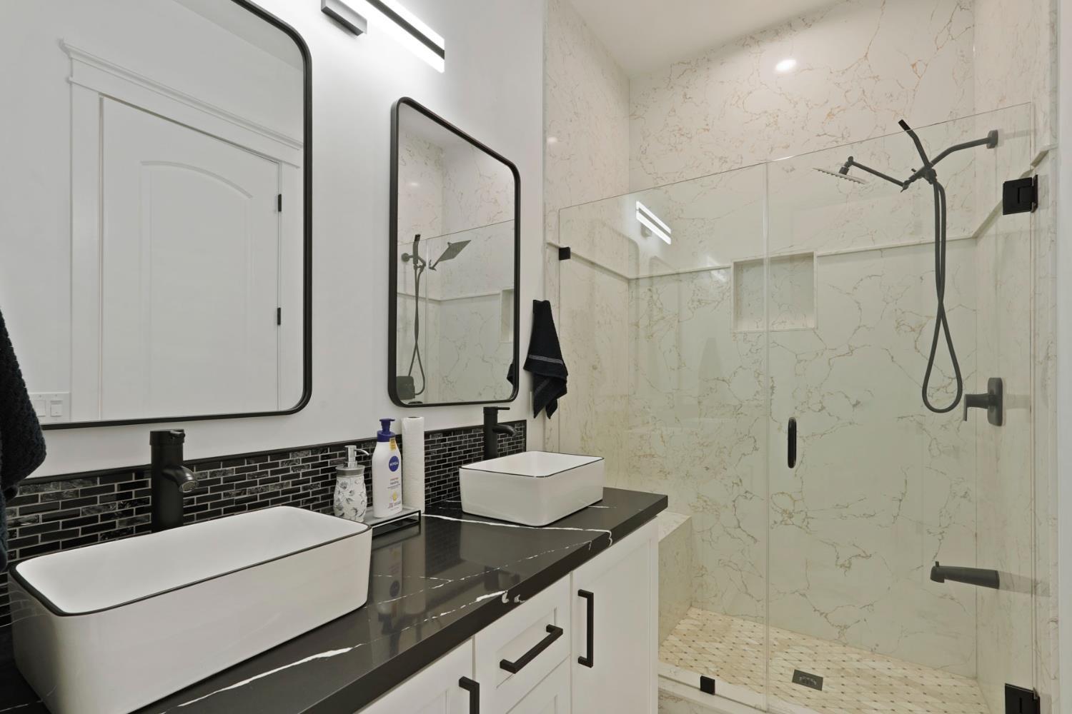 Lodi, California, 95242, United States, 5 Bedrooms Bedrooms, ,5 BathroomsBathrooms,Residential,For Sale,2012542