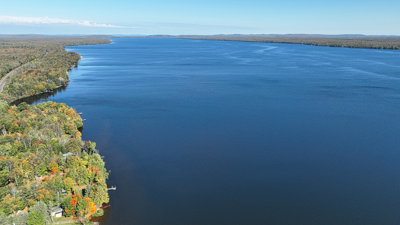 Marenisco, Wisconsin, 49947, United States, 4 Bedrooms Bedrooms, ,4 BathroomsBathrooms,Residential,For Sale,1984446