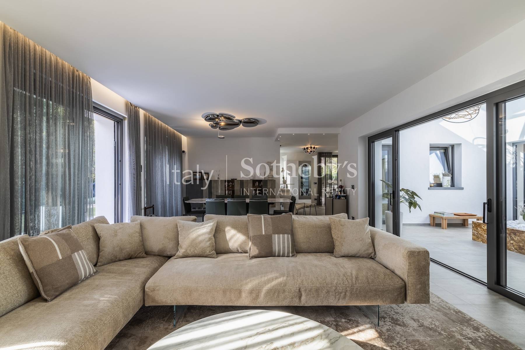  Exclusive villa surrounded by greenery just steps from the sea - 物件實景