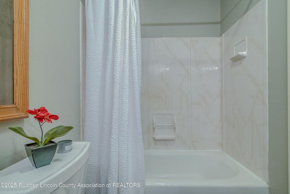 Alto, New Mexico, 88312, United States, 3 Bedrooms Bedrooms, ,3 BathroomsBathrooms,Residential,For Sale,1915244