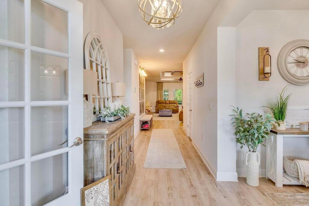 Freeport, Florida, 32439, United States, 5 Bedrooms Bedrooms, ,3 BathroomsBathrooms,Residential,For Sale,1976395