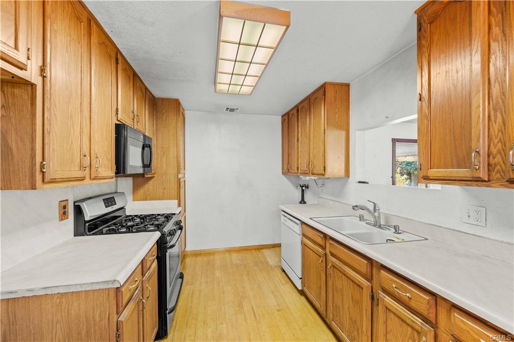 Hacienda Heights, California, 91745, United States, 4 Bedrooms Bedrooms, ,2 BathroomsBathrooms,Residential,For Sale,1942957