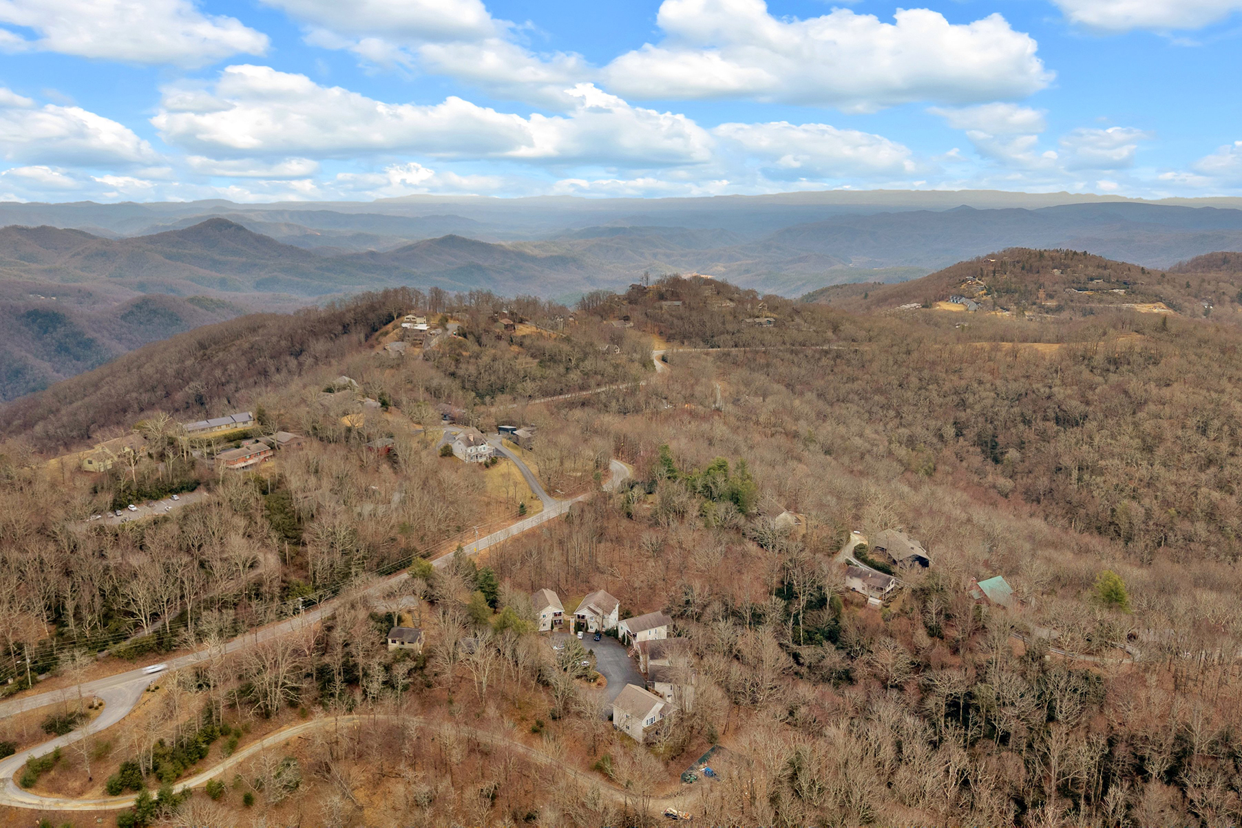  BLOWING ROCK - EVERGREEN SPRINGS - 物件實景