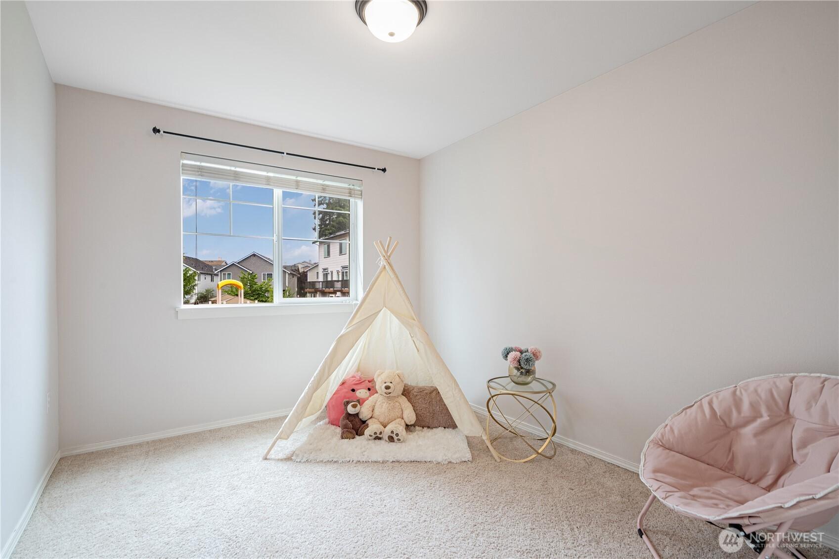 BOTHELL, Washington, 98012, United States, 3 Bedrooms Bedrooms, ,3 BathroomsBathrooms,Residential,For Sale,1840577