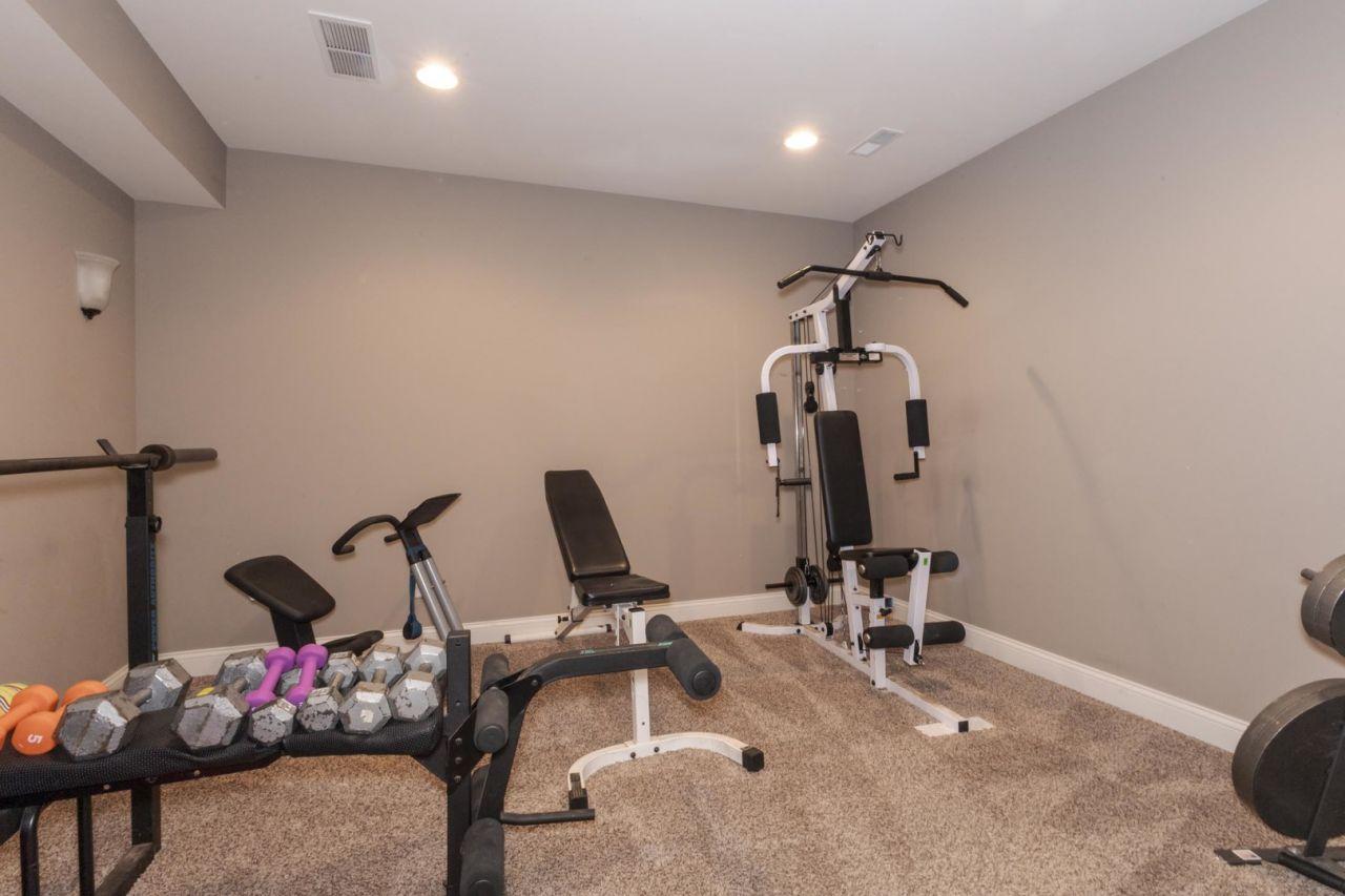 Bloomington, Illinois, 61705, United States, 5 Bedrooms Bedrooms, ,5 BathroomsBathrooms,Residential,For Sale,1817687