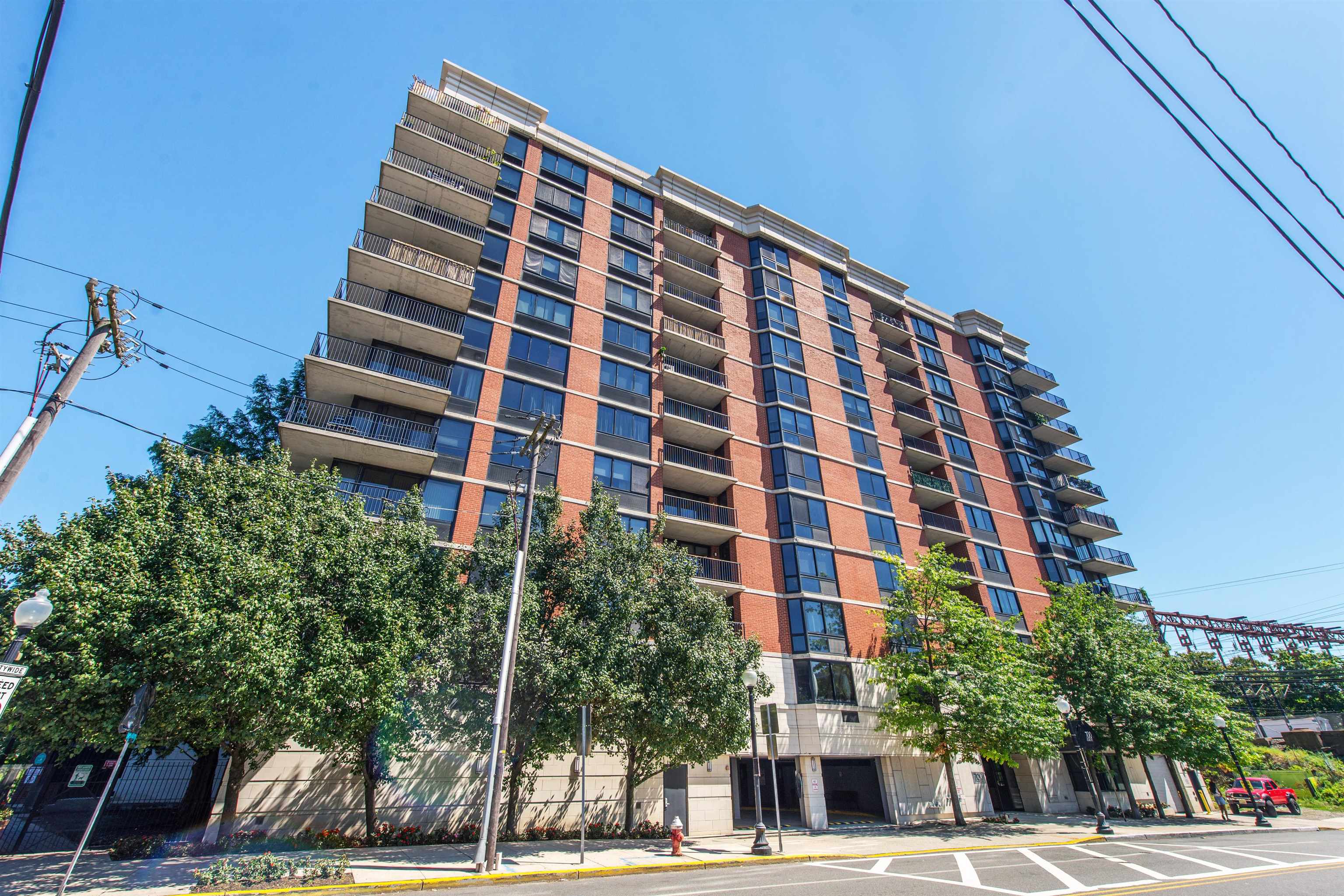 Jersey City, New Jersey, 07310, United States, 1 Bedroom Bedrooms, ,1 BathroomBathrooms,Residential,For Sale,1933478