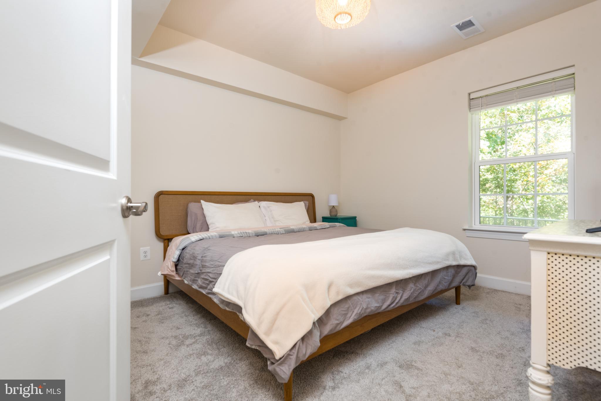 Haymarket, Virginia, 20169, United States, 4 Bedrooms Bedrooms, ,4 BathroomsBathrooms,Residential,For Sale,1980025