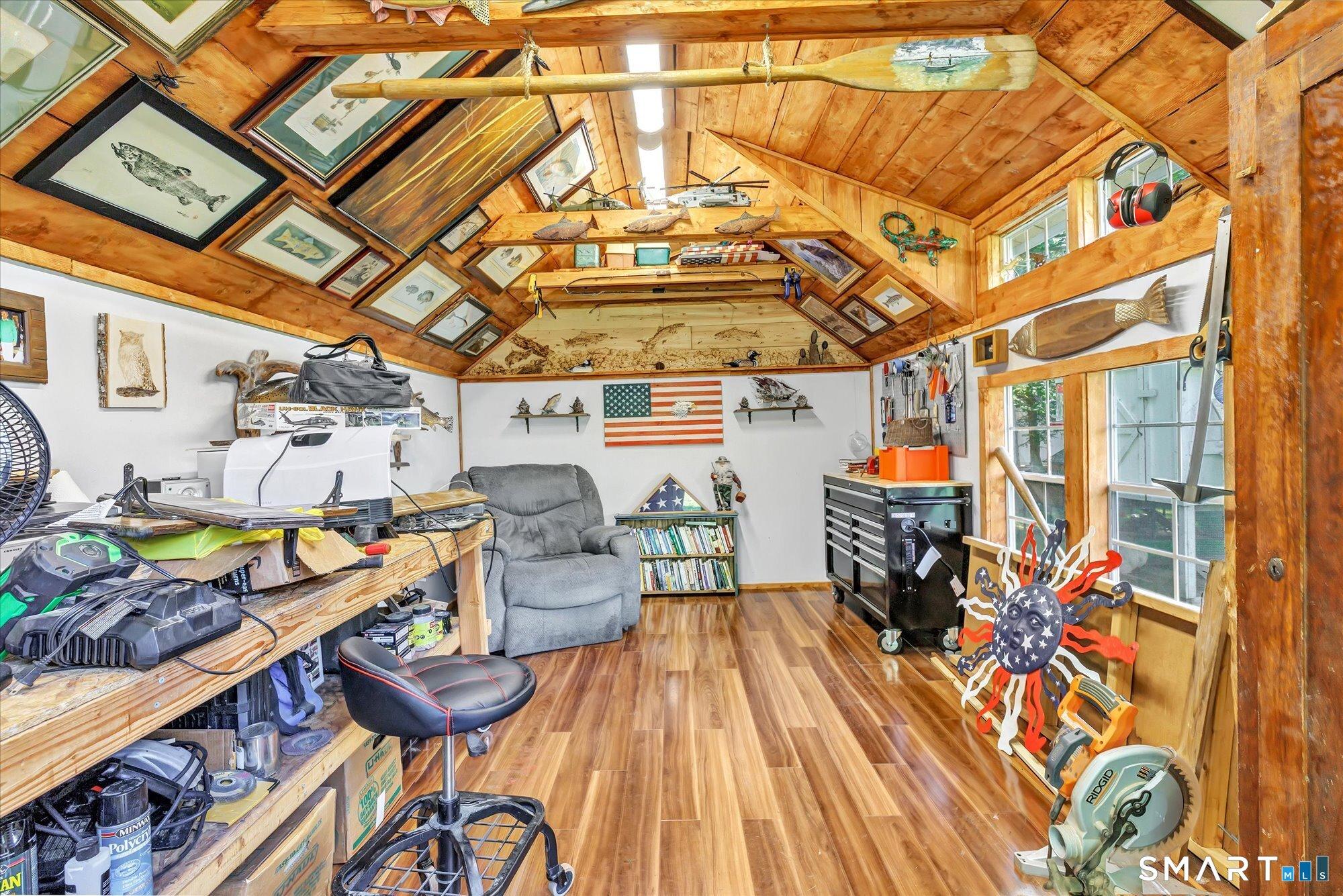 Shelton, Connecticut, 06484, United States, 4 Bedrooms Bedrooms, ,4 BathroomsBathrooms,Residential,For Sale,2049077