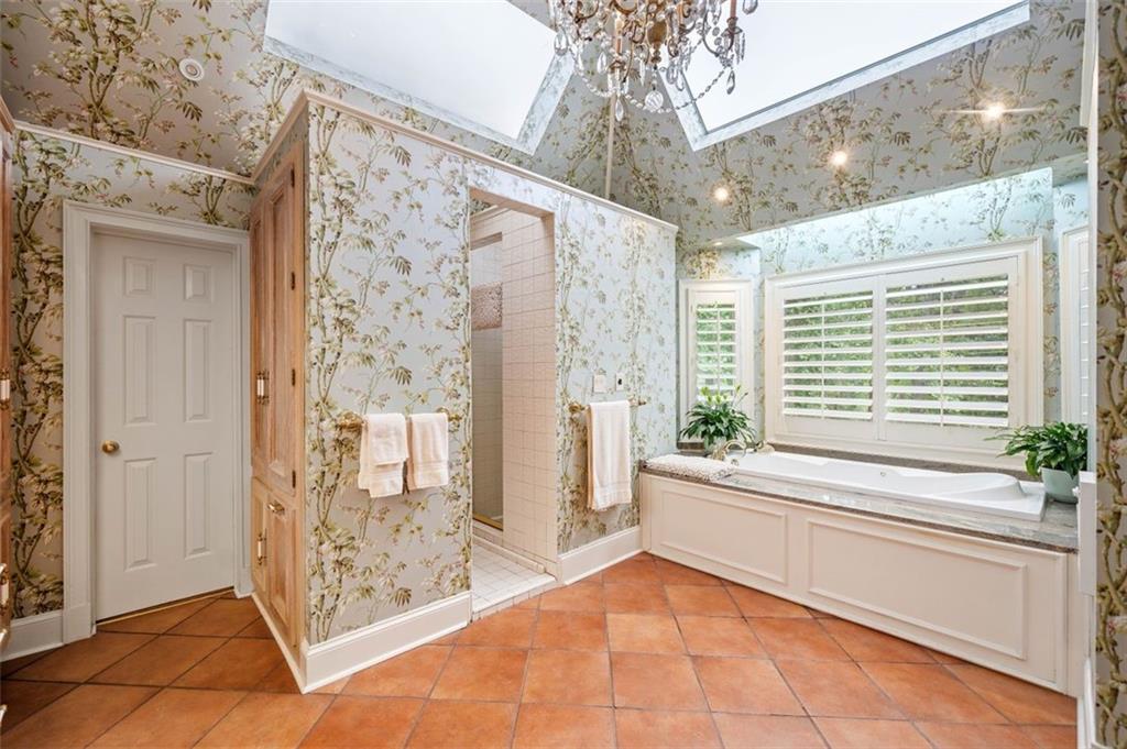 Marietta, Georgia, 30067, United States, 5 Bedrooms Bedrooms, ,5 BathroomsBathrooms,Residential,For Sale,1827290
