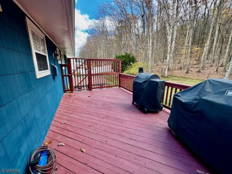 Mount Olive Twp., New Jersey, 07836, United States, 4 Bedrooms Bedrooms, ,2 BathroomsBathrooms,Residential,For Sale,1987785