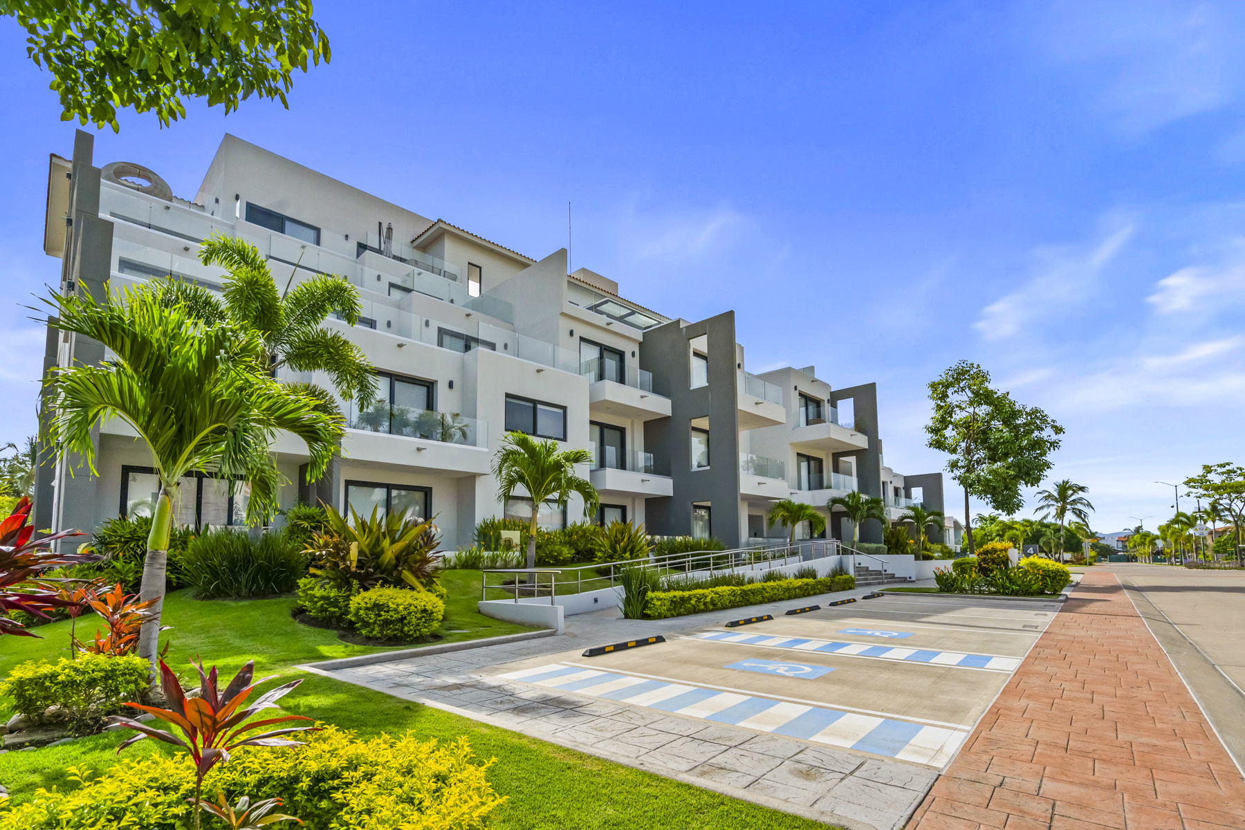  Bengala Boutique 401  Corner Apartment with tropical views in Los Tigres - 物件實景