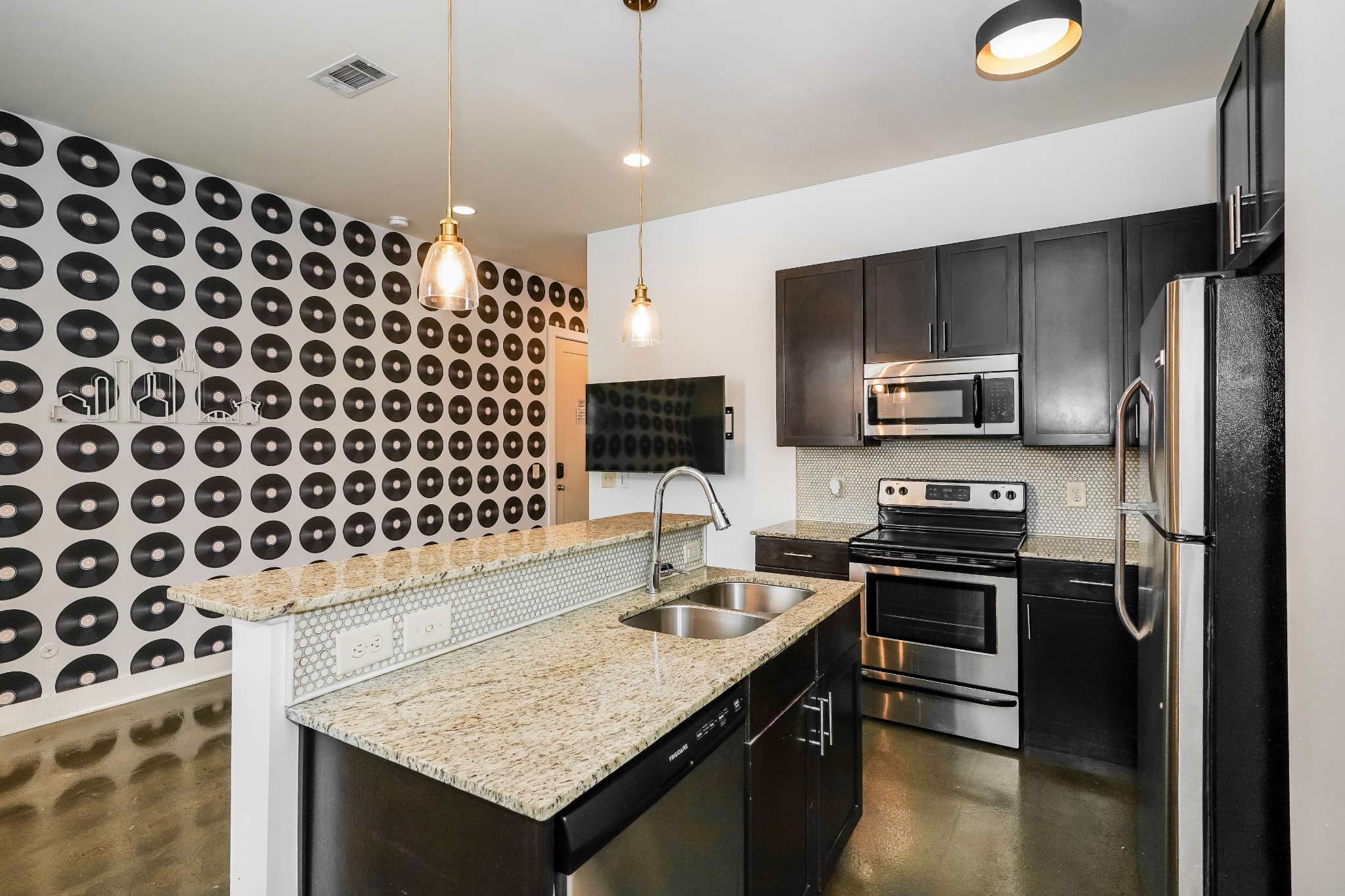  210 30th Ave N #201, Nashville, TN, 37203 - 物件實景