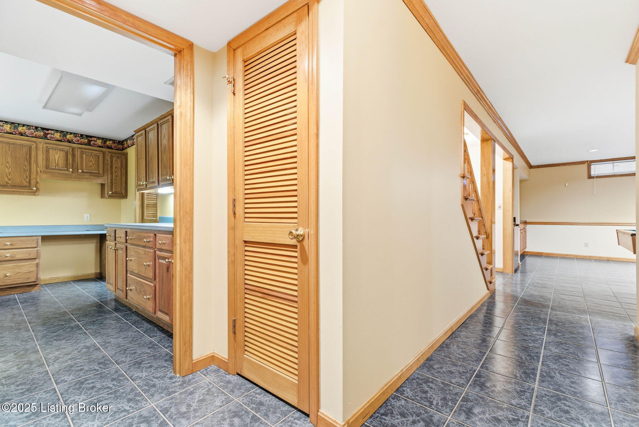 Prospect, Kentucky, 40059, United States, 3 Bedrooms Bedrooms, ,3 BathroomsBathrooms,Residential,For Sale,1996132