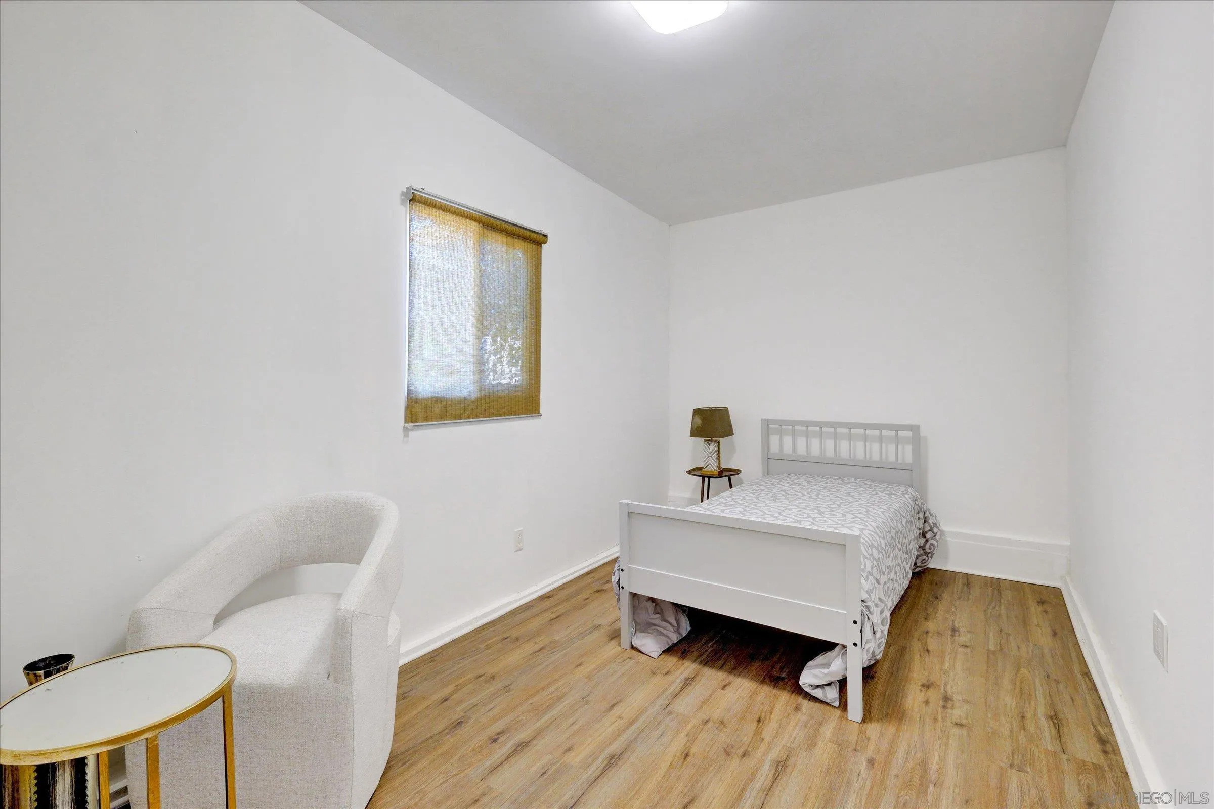 Los Angeles, California, 90027, United States, 4 Bedrooms Bedrooms, ,4 BathroomsBathrooms,Residential,For Sale,1924744