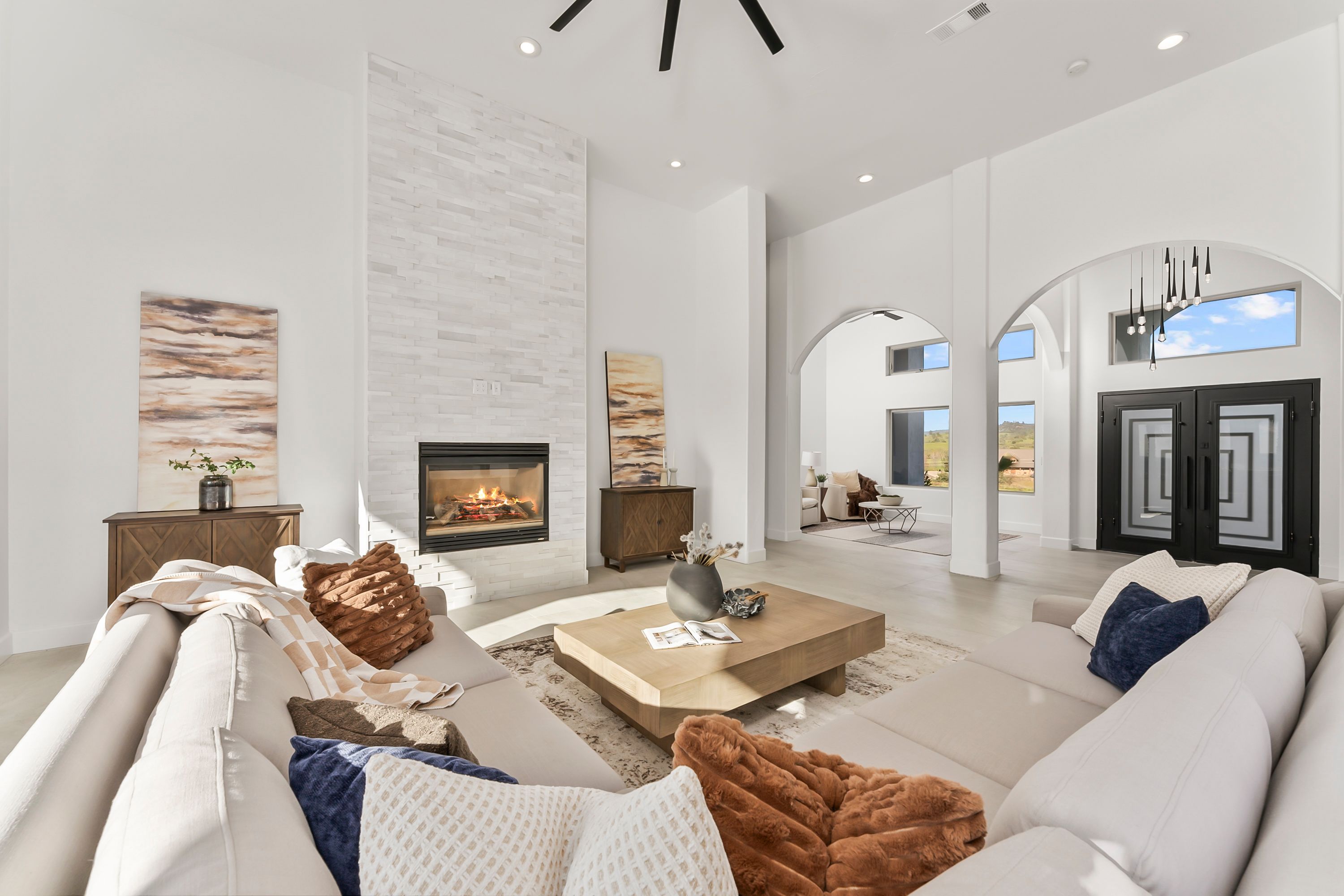  40 Acres - Big Views - Renovated Home - 物件實景